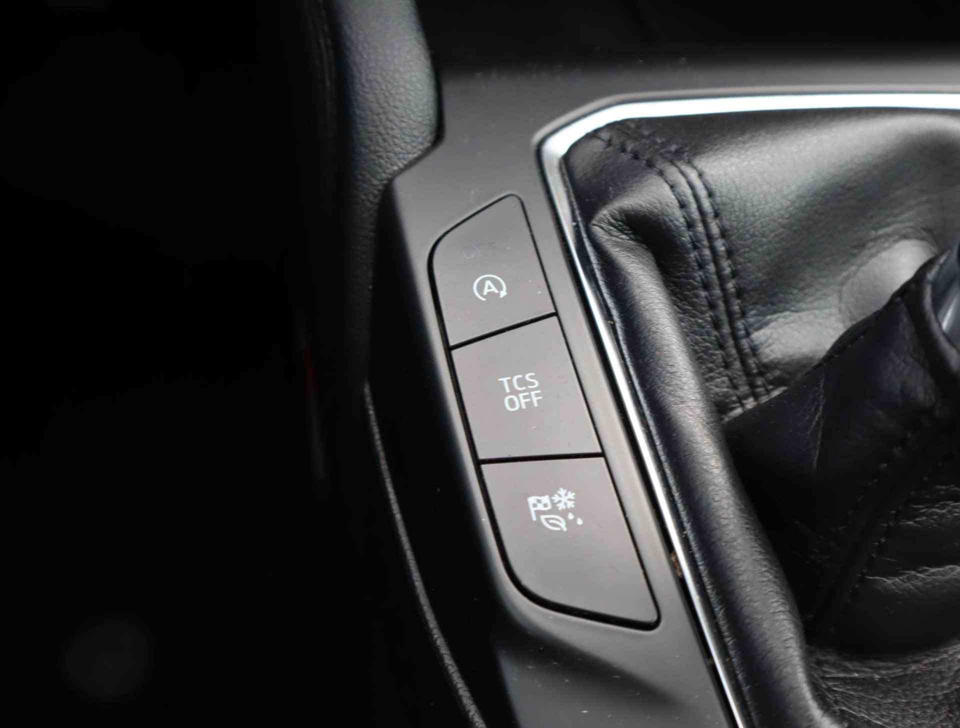 Ford Focus Wagon 1.0 EcoBoost Titanium Business | Trekhaak | Panorama-dak | Electrische Achterklep | Camera | Apple Carplay & Android Auto | Keyless | 1ste eigenaar - 31/57