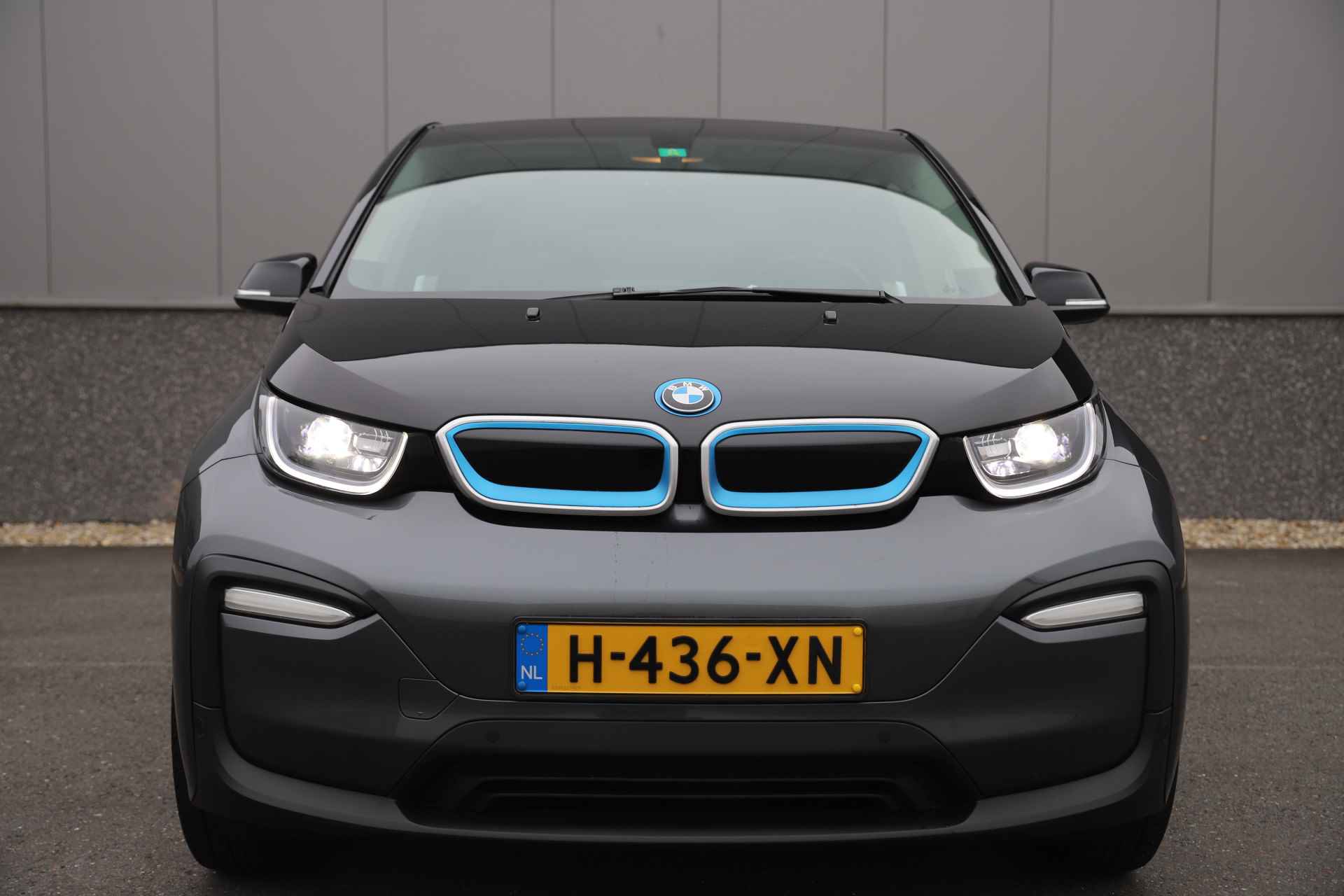 BMW i3 Executive 120Ah 42 kWh W-pomp/Subsidie €19.944/3-Fase/20"/Camera - 3/35