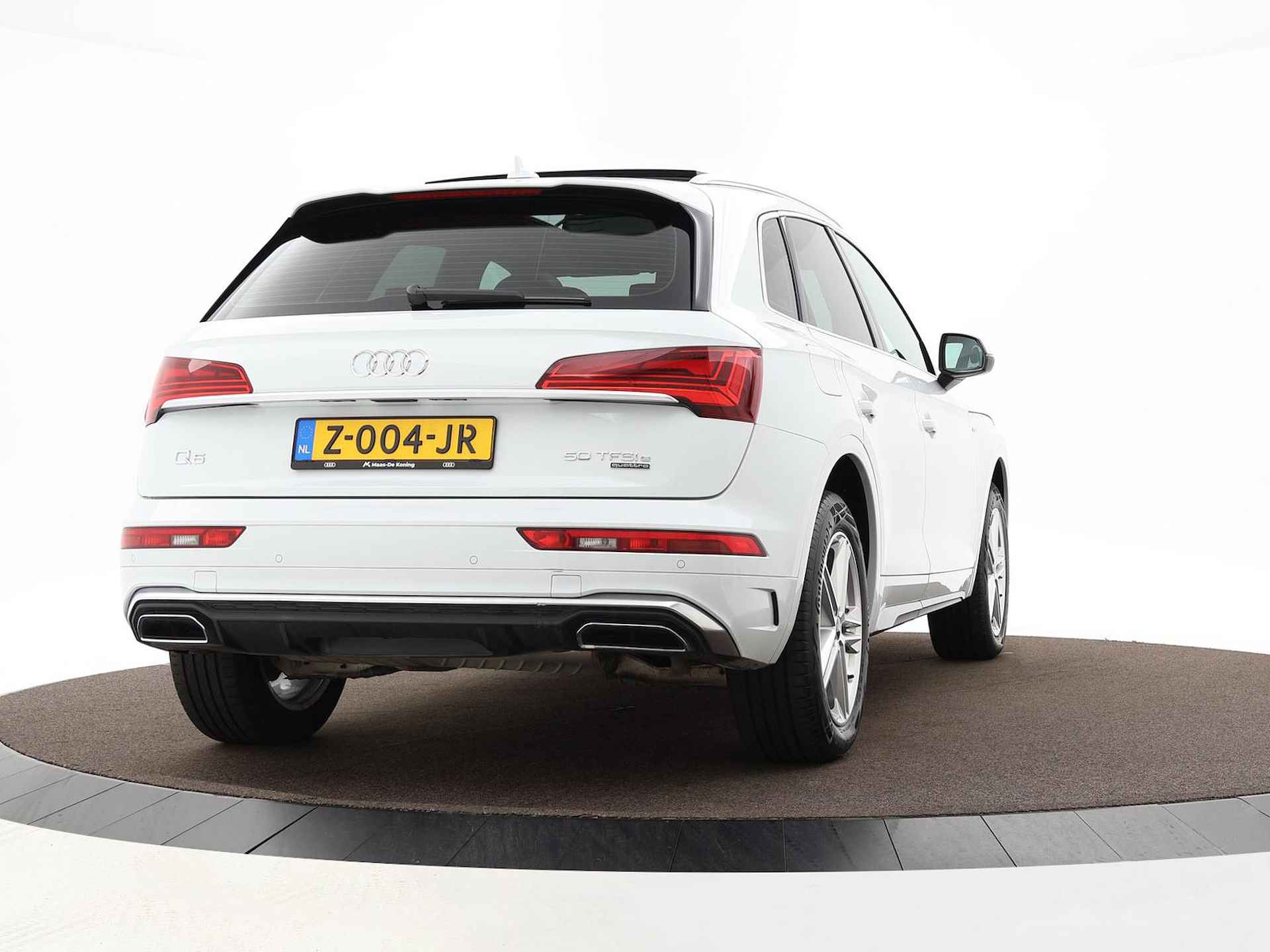 Audi Q5 50 TFSIe 300pk S-tronic S edition · Panoramadak · P-Sensoren · Elek. Trekhaak · Smartphone Interface · 19'' Inch · - 3/45