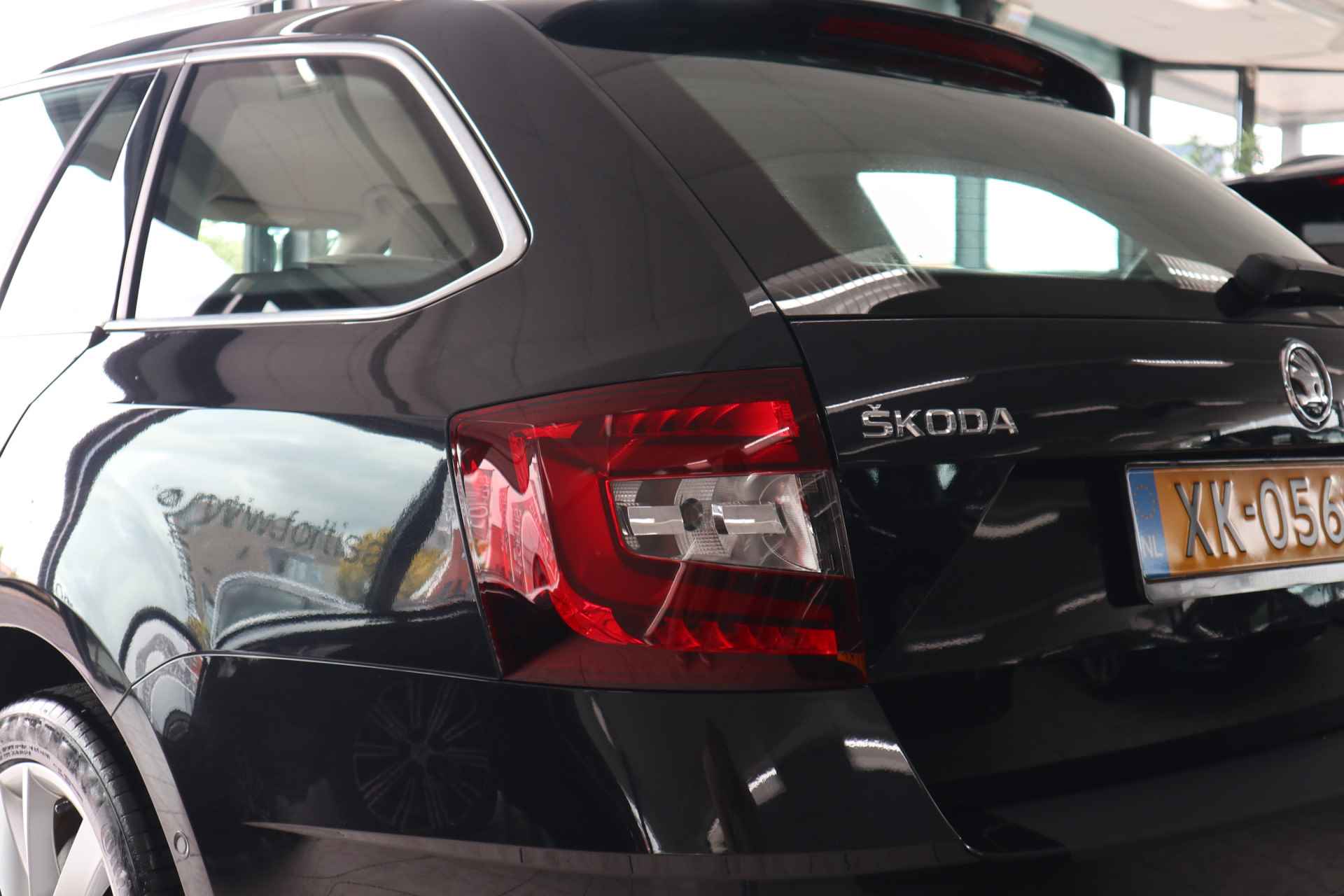 Škoda Octavia Combi 1.5 TSI Greentech Style Business NL AUTO | CARPLAY | DEALER ONDERHOUDEN | STOELVERW  | - 21/40