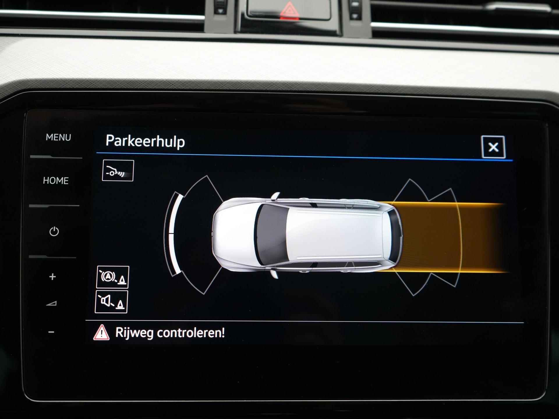 Volkswagen Passat Variant 1.4 TSI PHEV GTE Business DSG / Panoramadak / Leer / Virtual cockpit / Achteruitrijcamera - 30/60