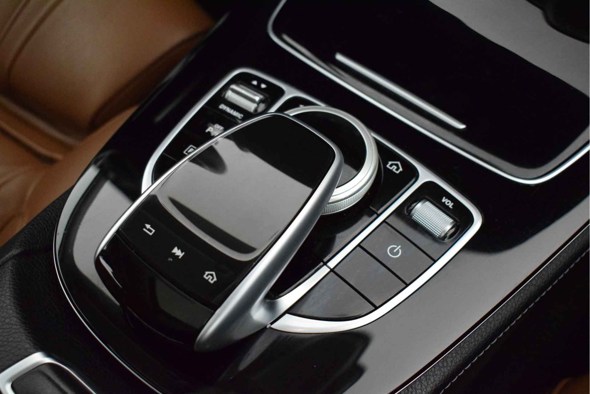 Mercedes-Benz CLS-Klasse 450 368pk 4MATIC Premium Plus Trekhaak 360Camera Leder Led Navigatie Schuifdak Navigatie - 35/56