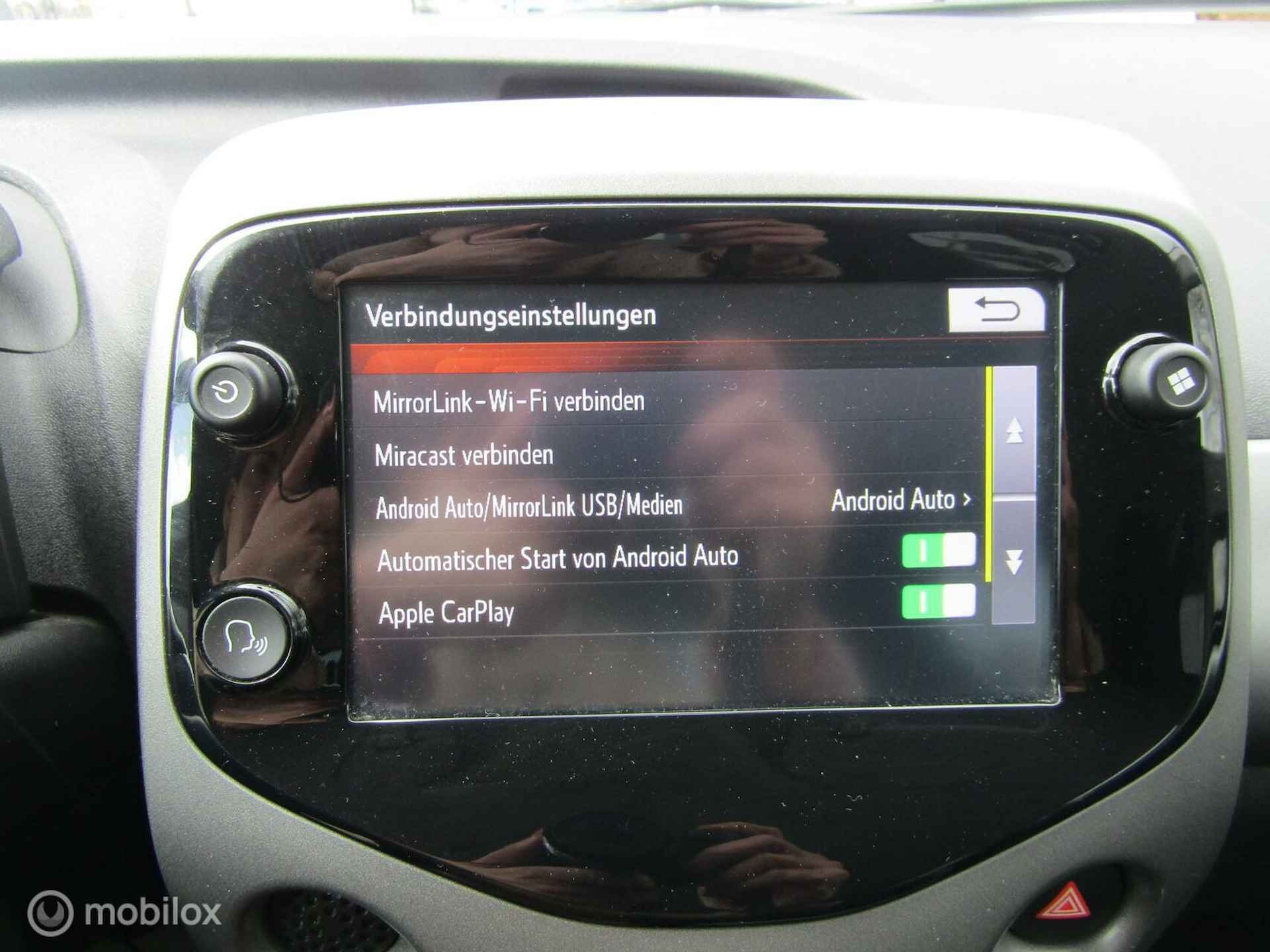 Toyota Aygo 1.0 VVT-i x-play | Airco, Camera, lichtmetalen velgen - 18/21