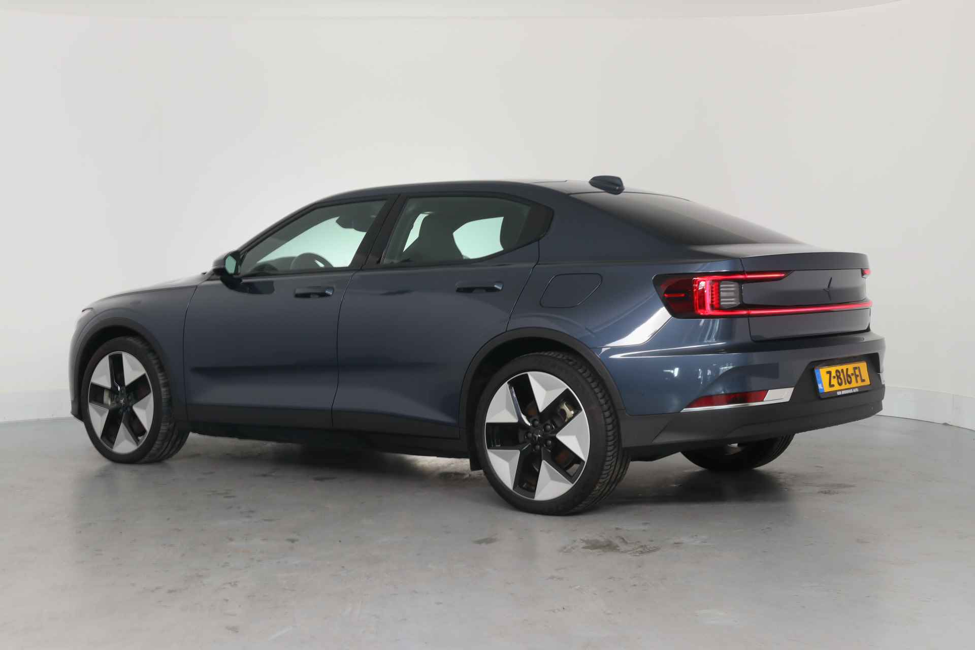 Polestar 2 Standard Range Single Motor 69 kWh | Panoramadak | Elektr Stoel + Mem | Stoel-/Stuurverwarming | 360 Camera | Harman/Kardon | El - 6/36