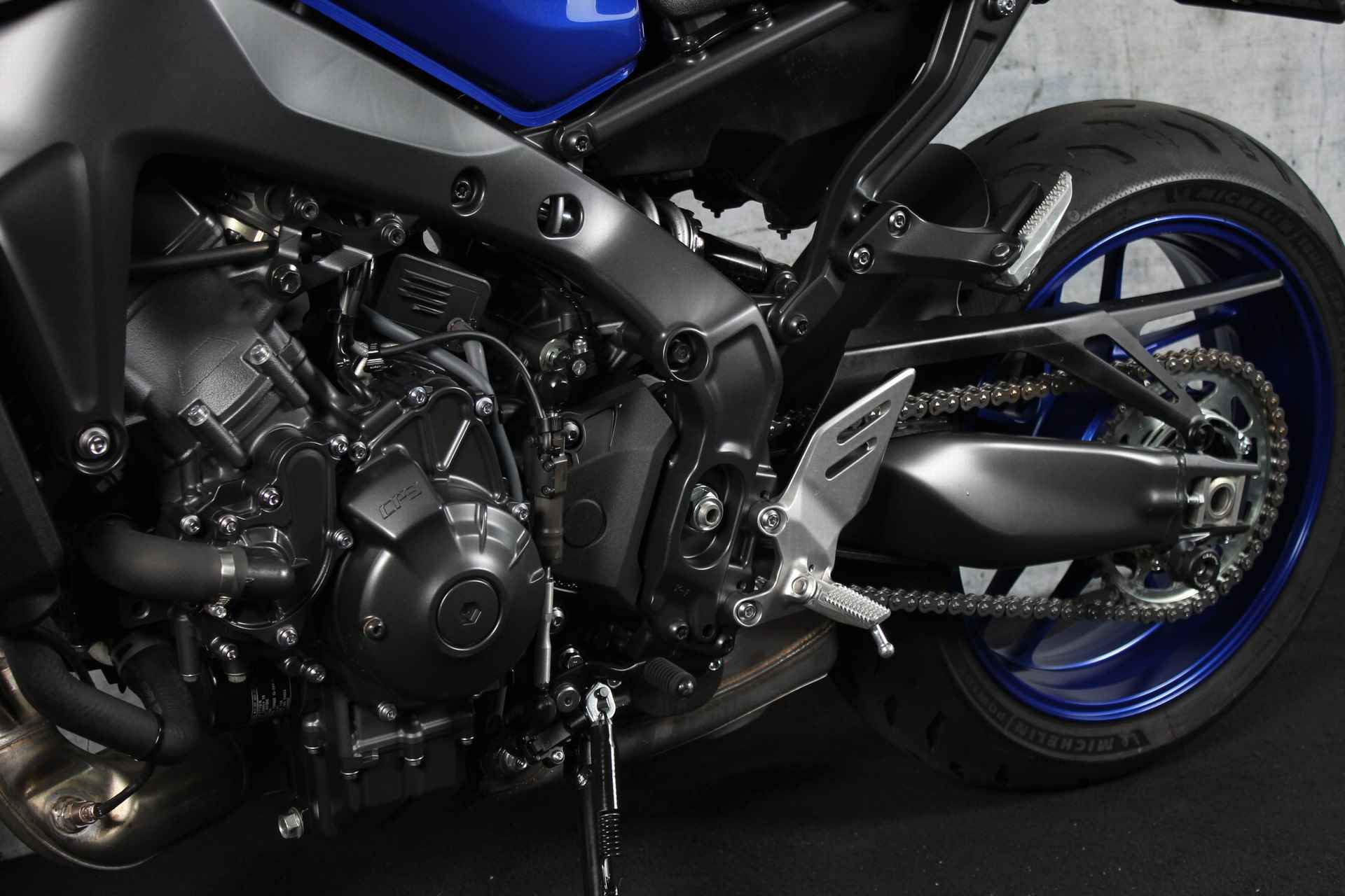 Yamaha MT 09 ABS - 13/19