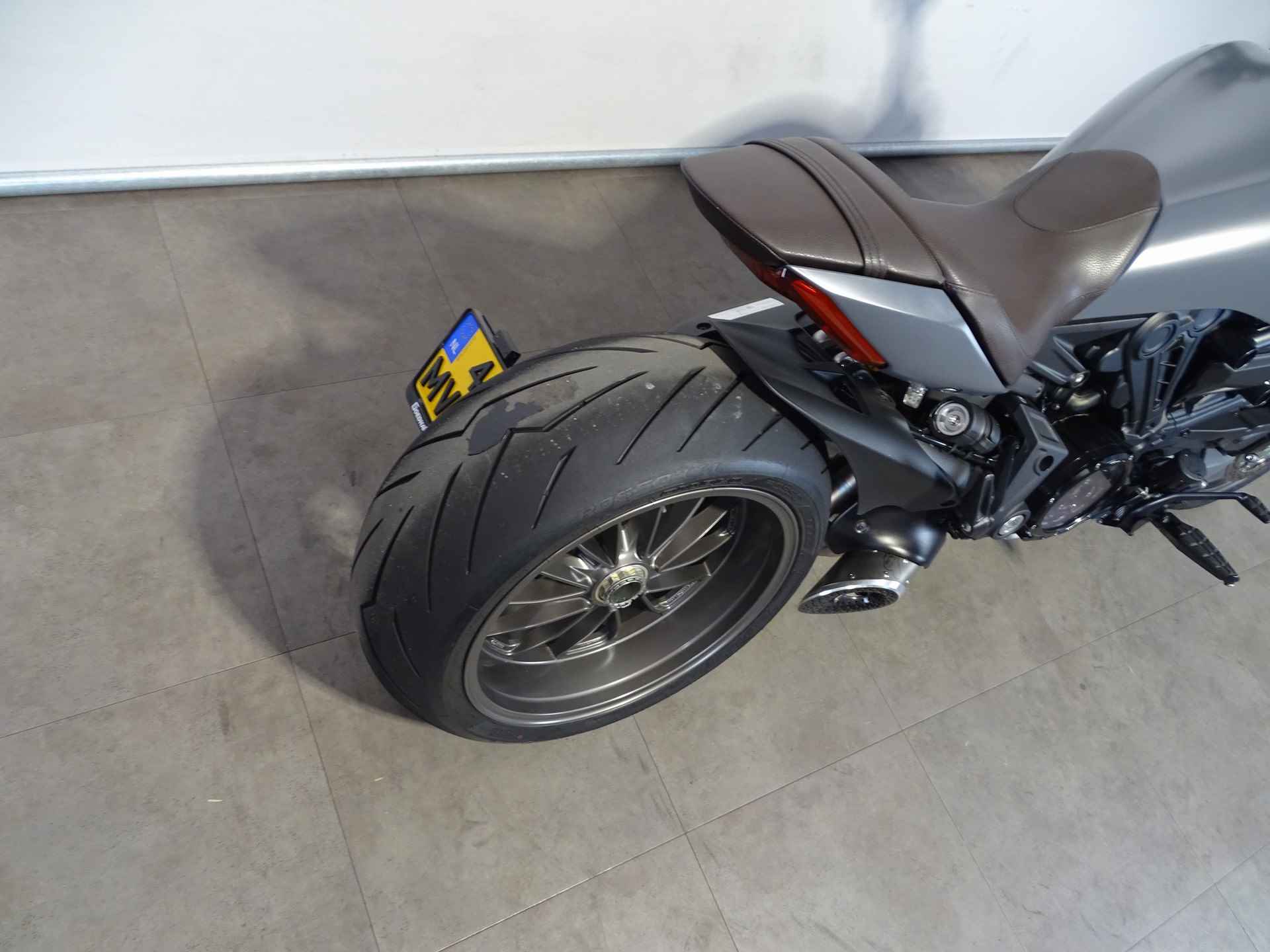 Ducati XDIAVEL - 3/9