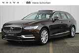 Volvo V90 T4 AUT8 191PK Inscription, Harman Kardon Audio, Verwarmbare Voor- en Achterstoelen, Massagefunctie In Voorstoelen, Dodehoekdetectie Met Correctie, Parkeersensoren, 360 Graden Camera, Verwarmbaar Stuurwiel, Standkachel, Head-Up Display, Panorama Dak, Electronic Climate Control