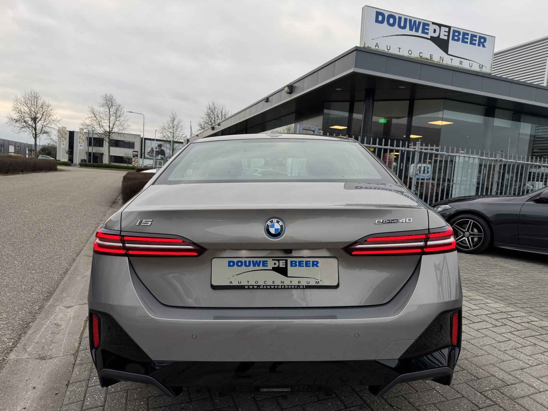 BMW i5 eDrive40 M sport 84 kWh Trekhaak | Driving Assistant Plus | Harman-Kardon | Stuur en Stoel verw. - 7/34