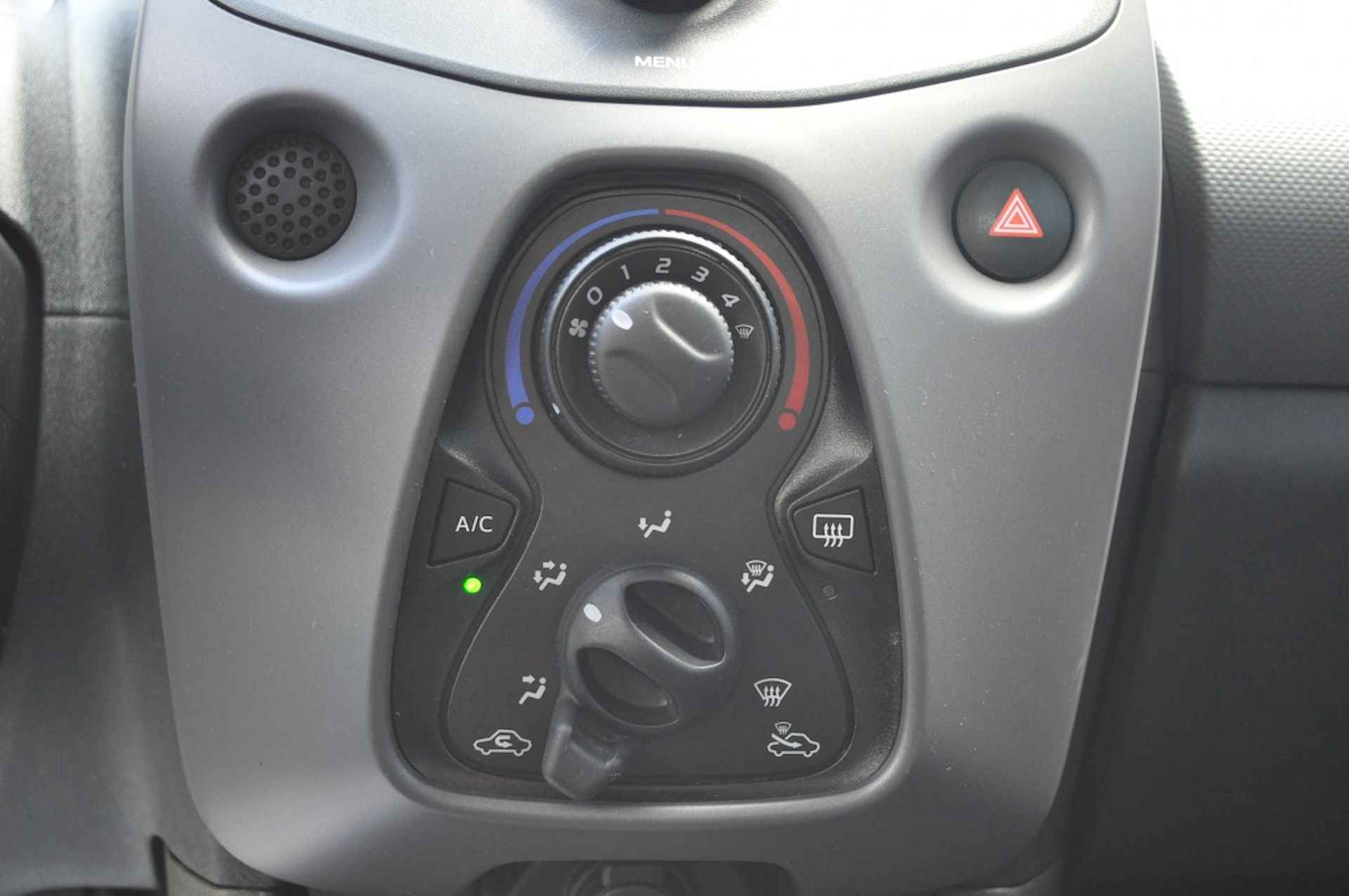 Peugeot 108 1.0 e-VTi Active airco - 13/17