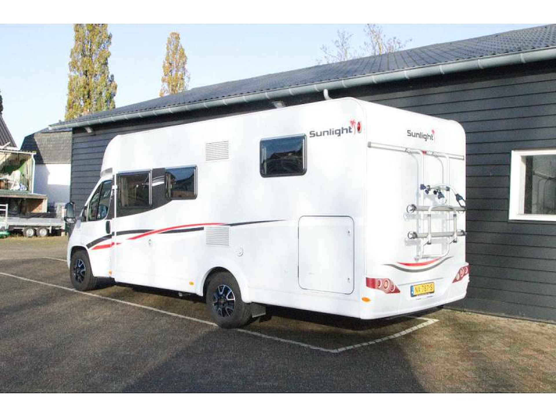 Sunlight T67  voor 5 personen - 5/22