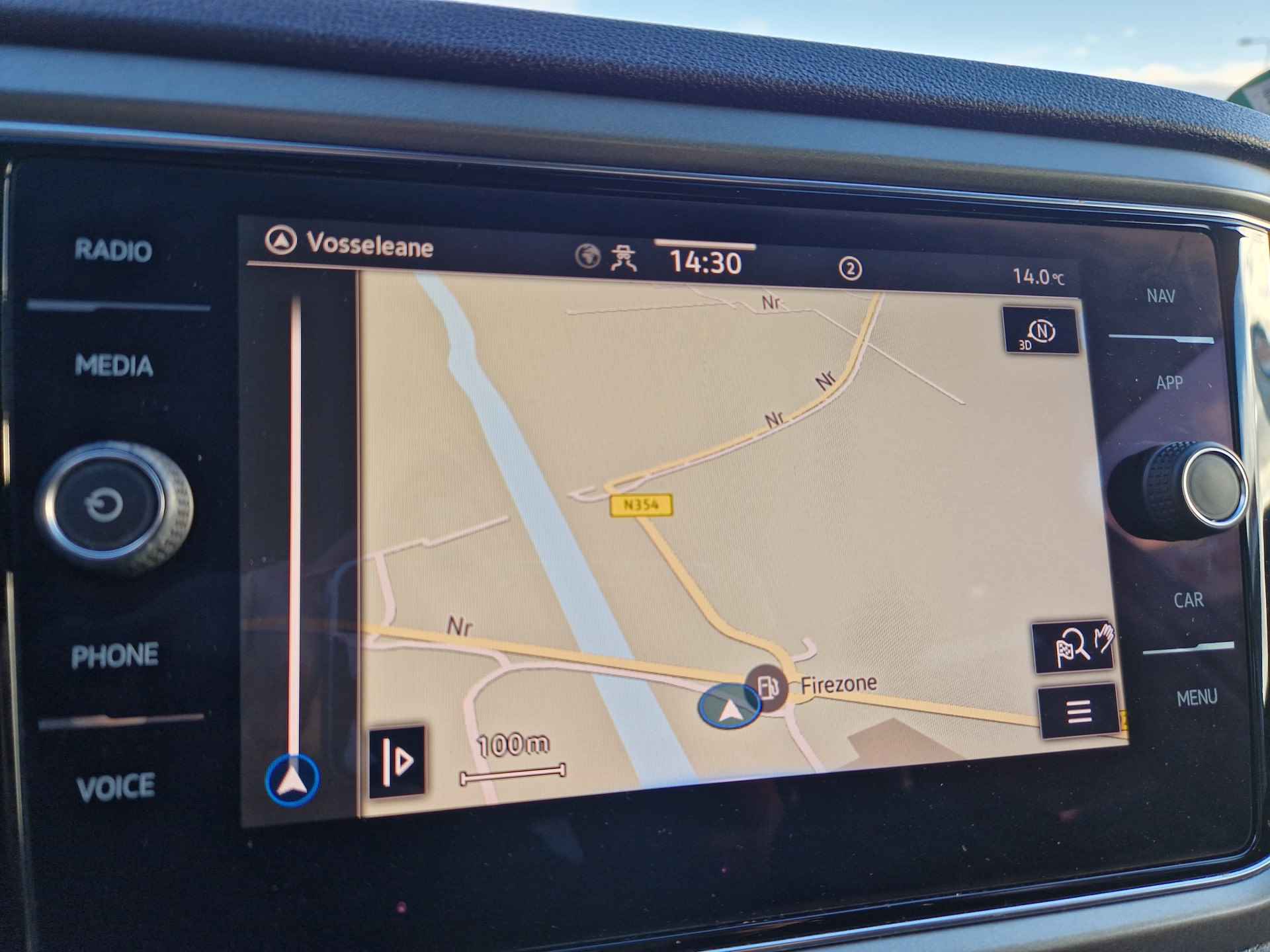 Volkswagen T-Roc 1.0 TSI Style Business 12 MND BOVAG GAR. | NAVI | TWO TONE LAK | ACC | PDC V+A | CLIM. CONTR. | APPLECARPLAY/ANDROID AUTO - 26/33