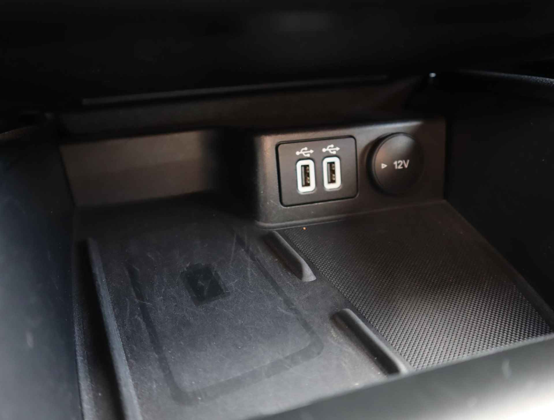 Ford Focus Wagon 2.3 EcoBoost ST-3 Automaat | Panorama-dak | Cruise Control Adaptieve | BLIS | B&O |  Stoel, Stuur en Voorruitverwarming | Perfect Onderhouden | UNIEK! - 37/62