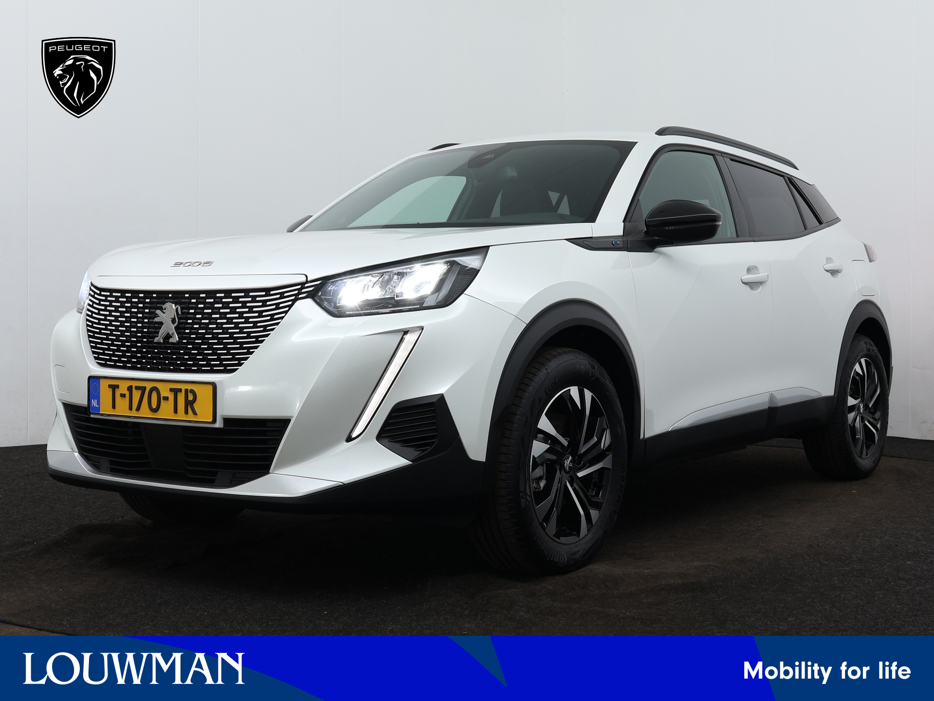 Peugeot e-2008 EV Allure Pack 50 kWh | 3-Fase | Navigatie | NL Auto | Adaptieve Cruise Control |