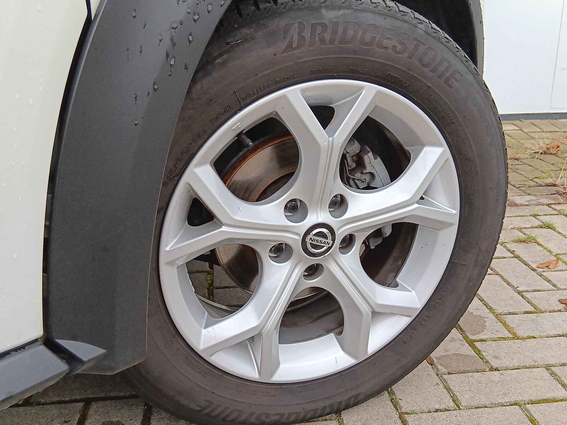 Nissan Juke 1.0 DIG-T 114 N-Connecta Climate Control / Parkeersensoren + Camera / Lichtmetalen Velgen / Privacy Glass / Connected Services / LED / DAB - 26/31