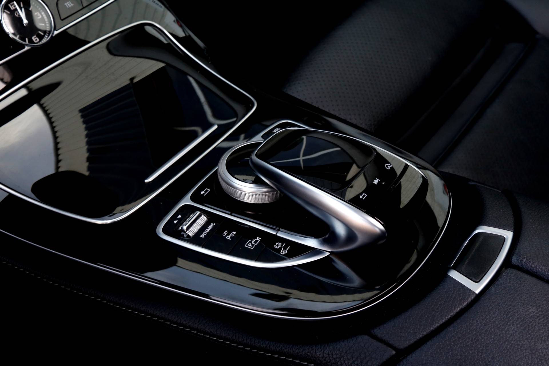 Mercedes-Benz E-Klasse Estate 300 de Premium Plus Plug in Hybride 9-G Aut.*BTW*Perfect MB Onderh.*Panodak/Leder/Stoelverw./Burmester/ACC/Xenon/LED/Elek - 21/61