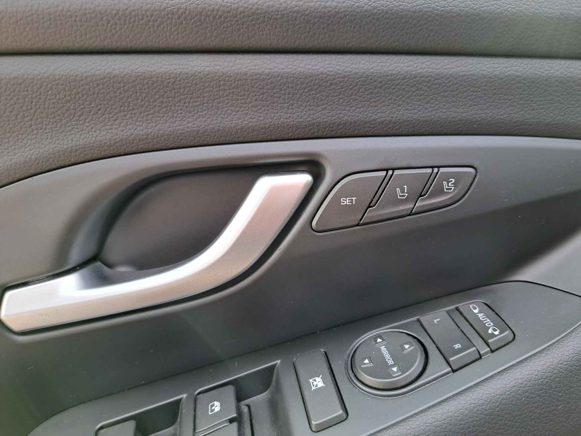 Hyundai i30 Wagon 1.5 T-GDi MHEV N Line | Alcantara interieur | Climate Control | Navigatie/ Apple Carplay - Android auto | Achteruitrijcamera | Lane assist - 16/30