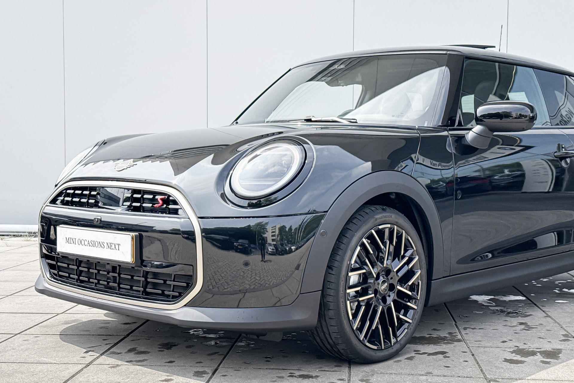 MINI Cooper S Favoured Trim Pakket XL - 20/22