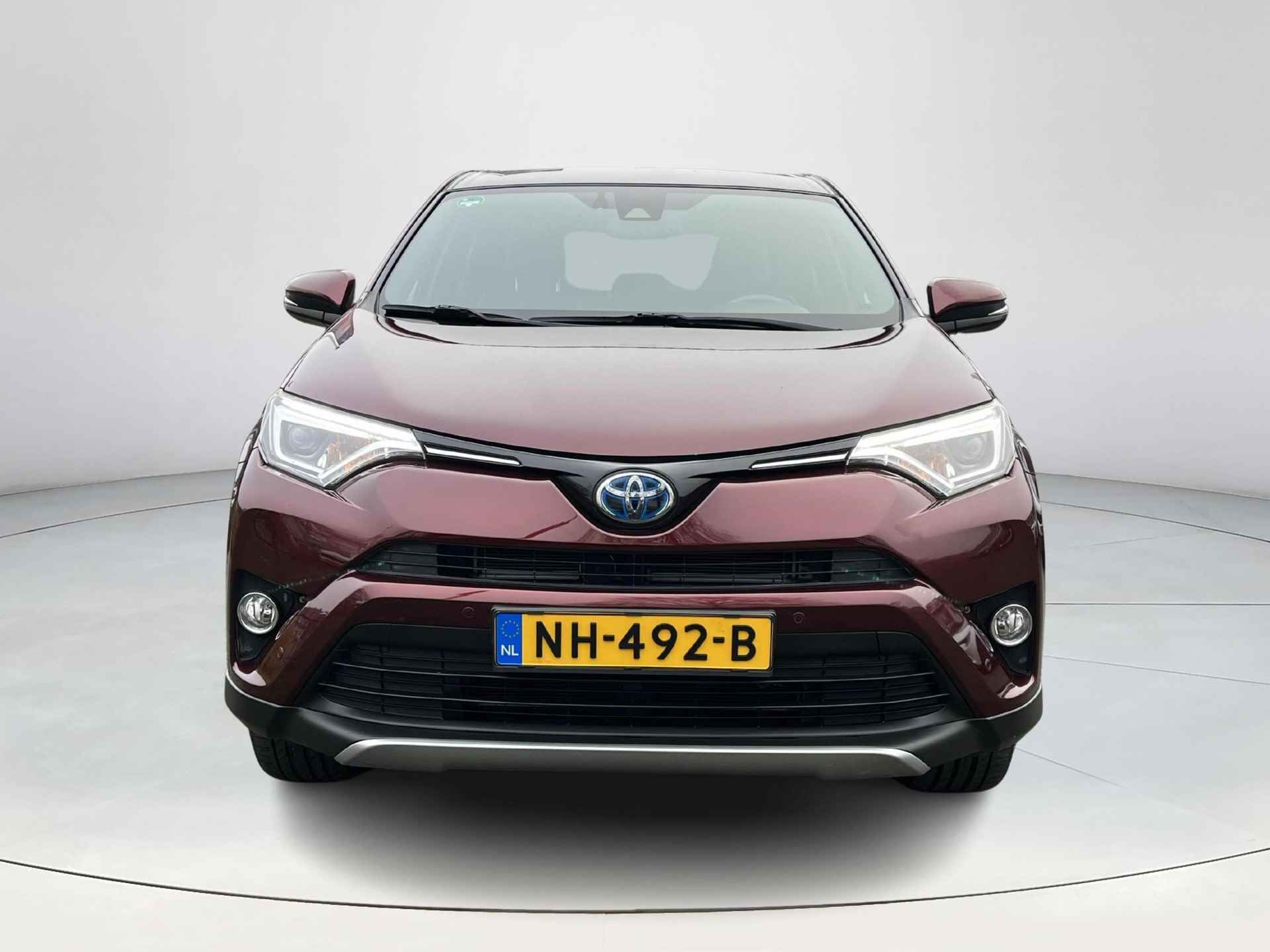 Toyota RAV4 2.5 Hybrid AWD Style | Trekhaak | Navigatie | Parkeersensoren | Stoelverwarming | Bluetooth | - 9/26