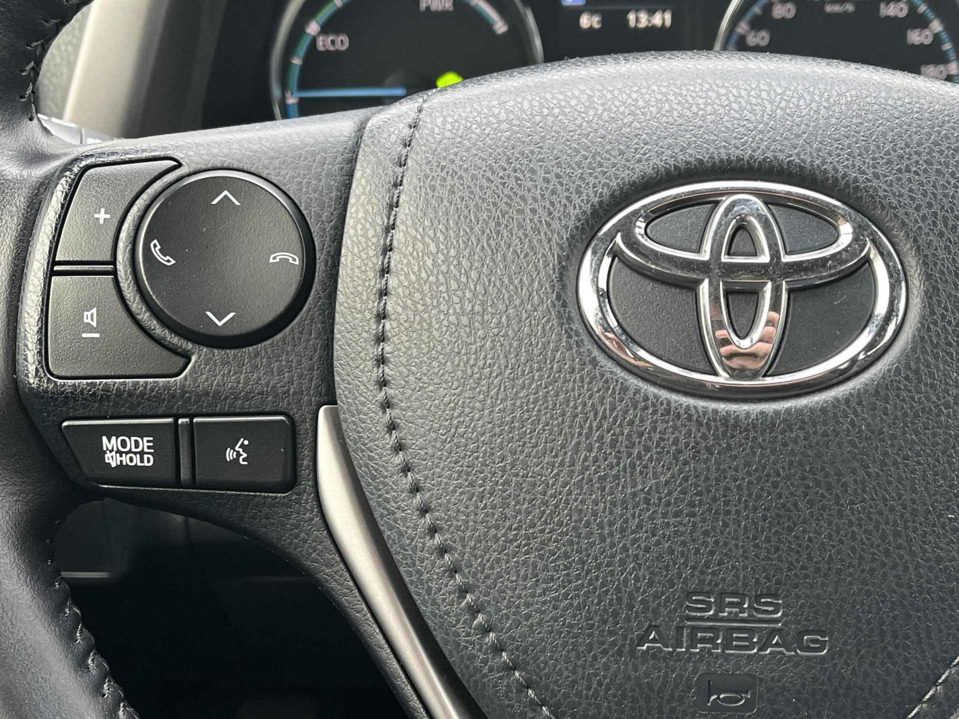 Toyota RAV4 2.5 Hybrid AWD Style | Trekhaak | Navigatie | Parkeersensoren | Stoelverwarming | Bluetooth | - 18/26