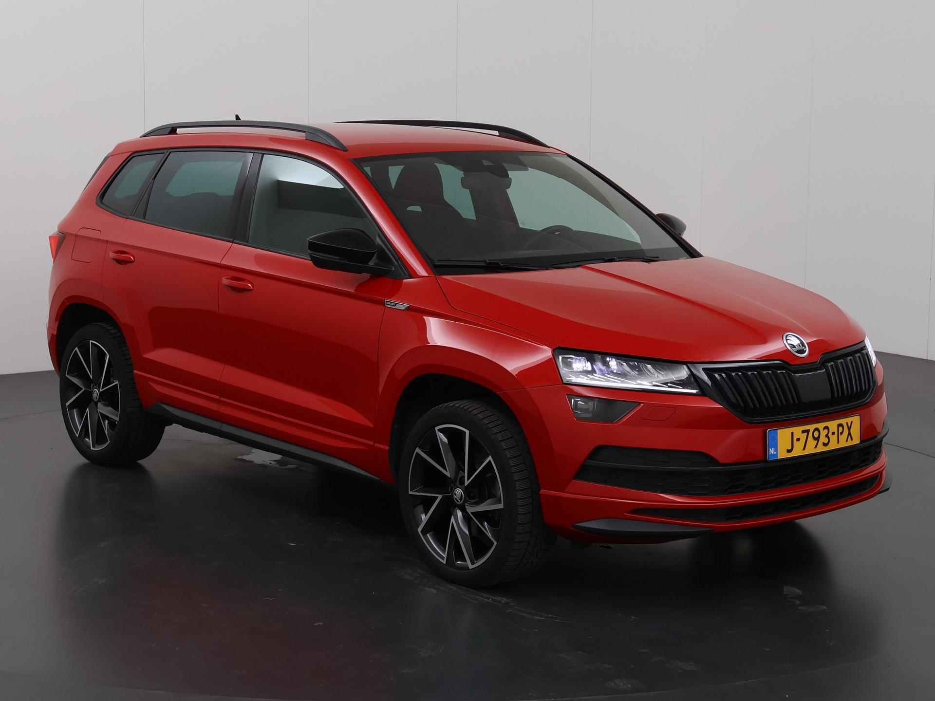 Skoda Karoq 1.5 TSI ACT Sportline Business | LED | Privacy Glass | RS Sportstoelen | Navigatie | Digitaal Dashboard |  Camera | DAB | Apple CarPlay | Stoelverwarming | Stuurverw. | Adaptieve Cruise Control | - 24/42