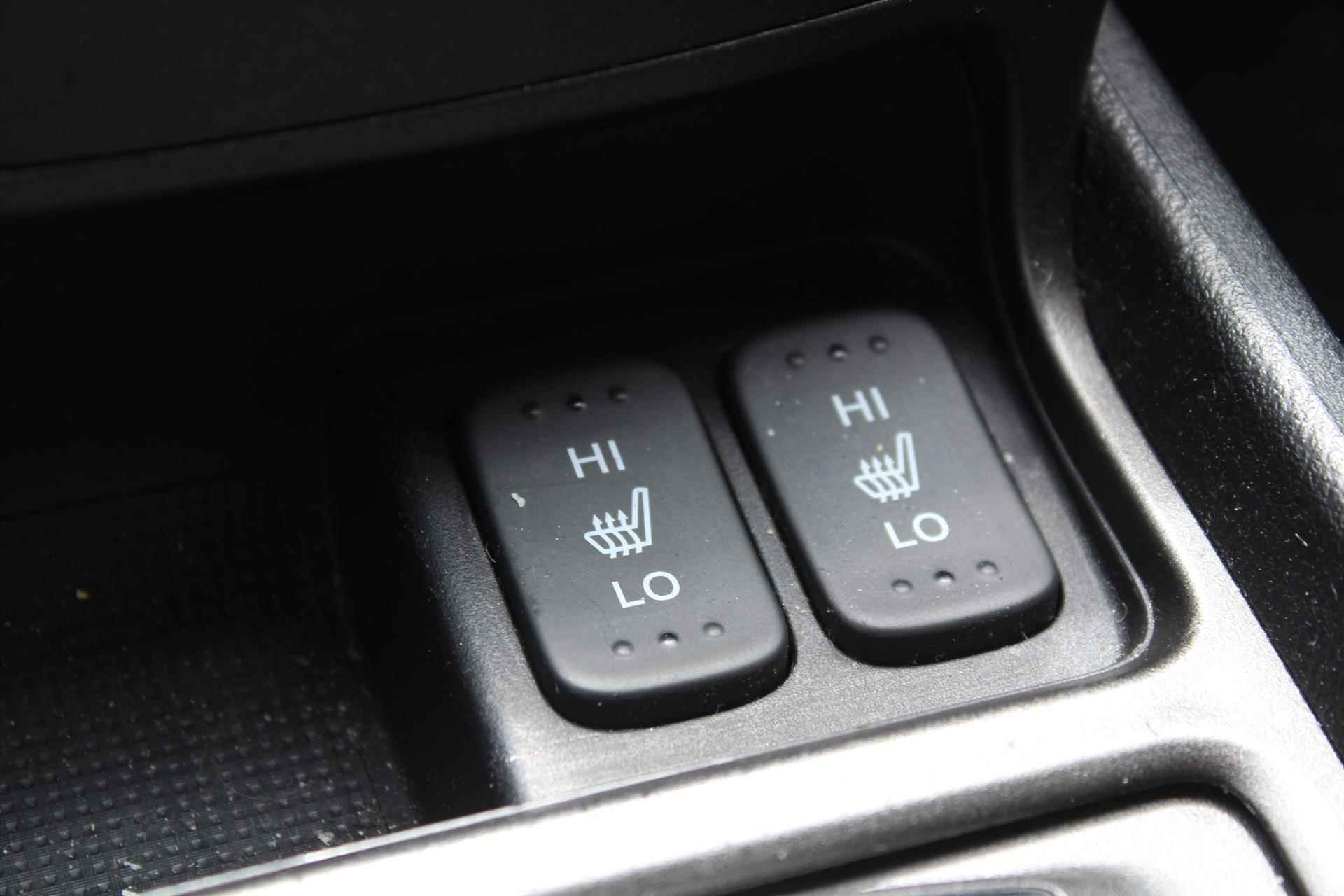 Honda Civic 1.3  Hybrid | Accupakket is vervangen | 100% Eigen onderhoud | Cruise control | Climate control | Stoelverwarming | - 12/28