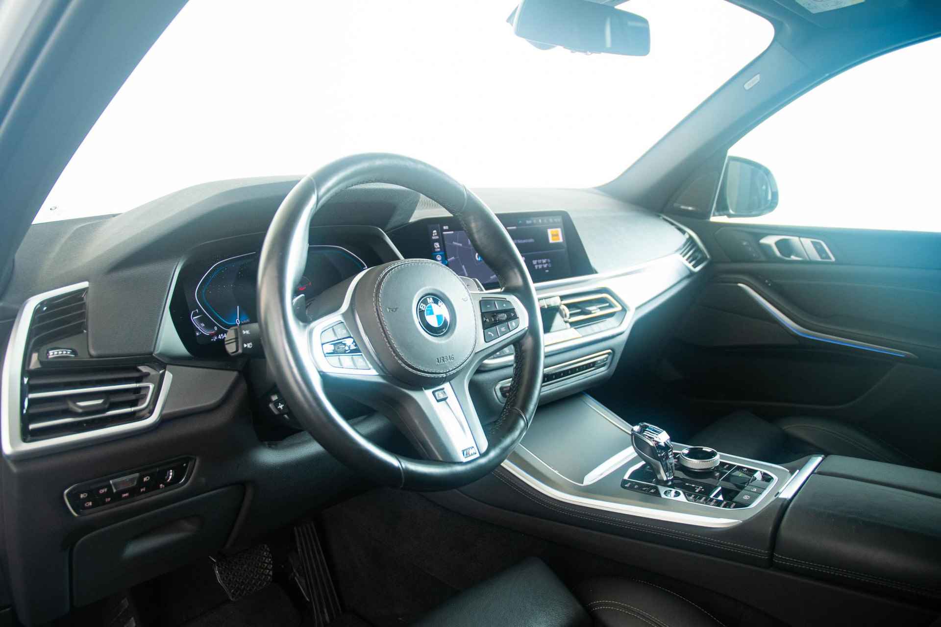 BMW X5 xDrive45e High Executive Panoramadak - Comfort Access - Trekhaak - Laserlight - Parking Assistant Plus - Driving Assistant Pro - Harman Kardon - Luchtvering - Warmte Comfort Pack - 10/45