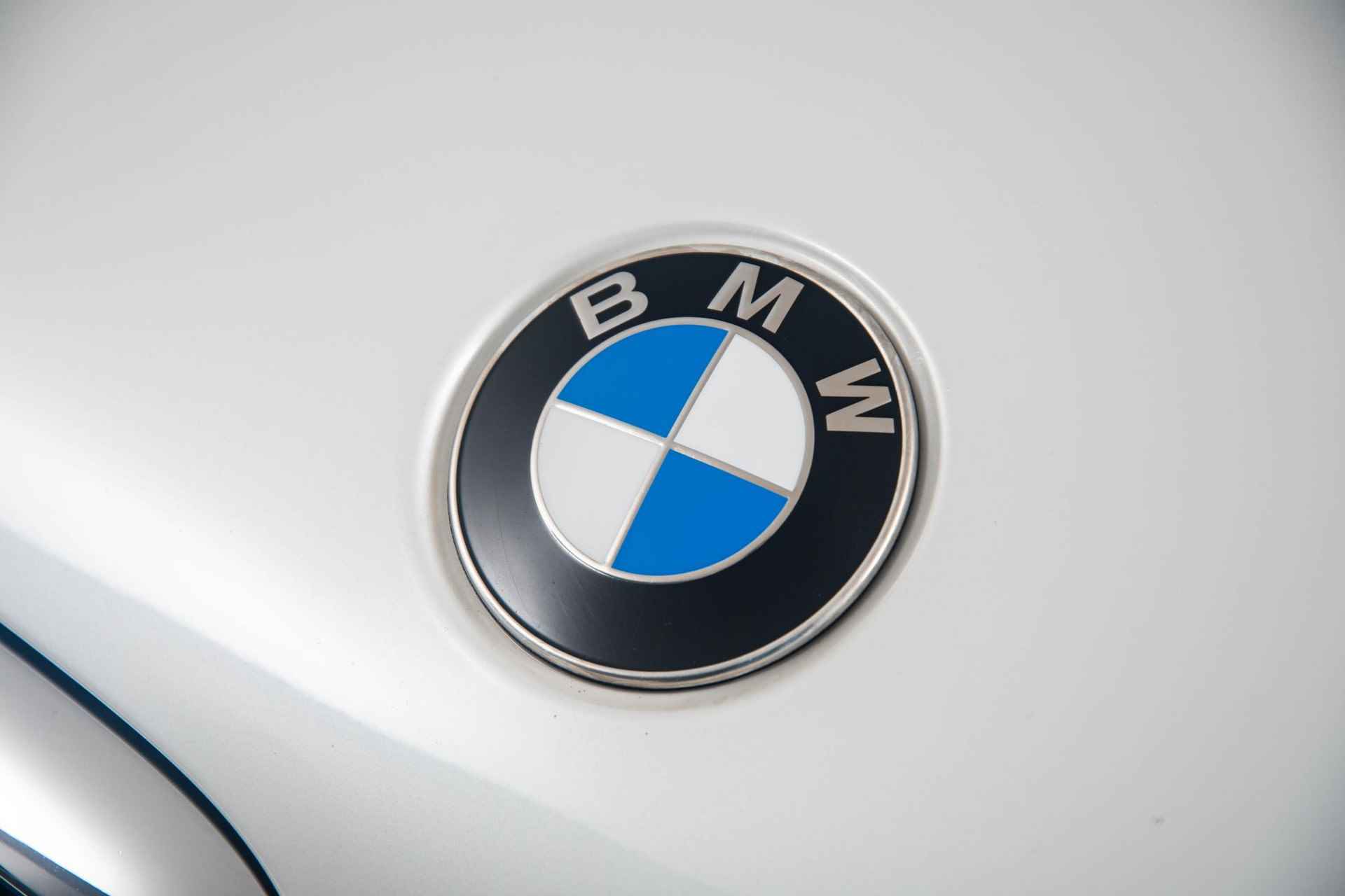BMW X5 xDrive45e High Executive Panoramadak - Comfort Access - Trekhaak - Laserlight - Parking Assistant Plus - Driving Assistant Pro - Harman Kardon - Luchtvering - Warmte Comfort Pack - 20/45