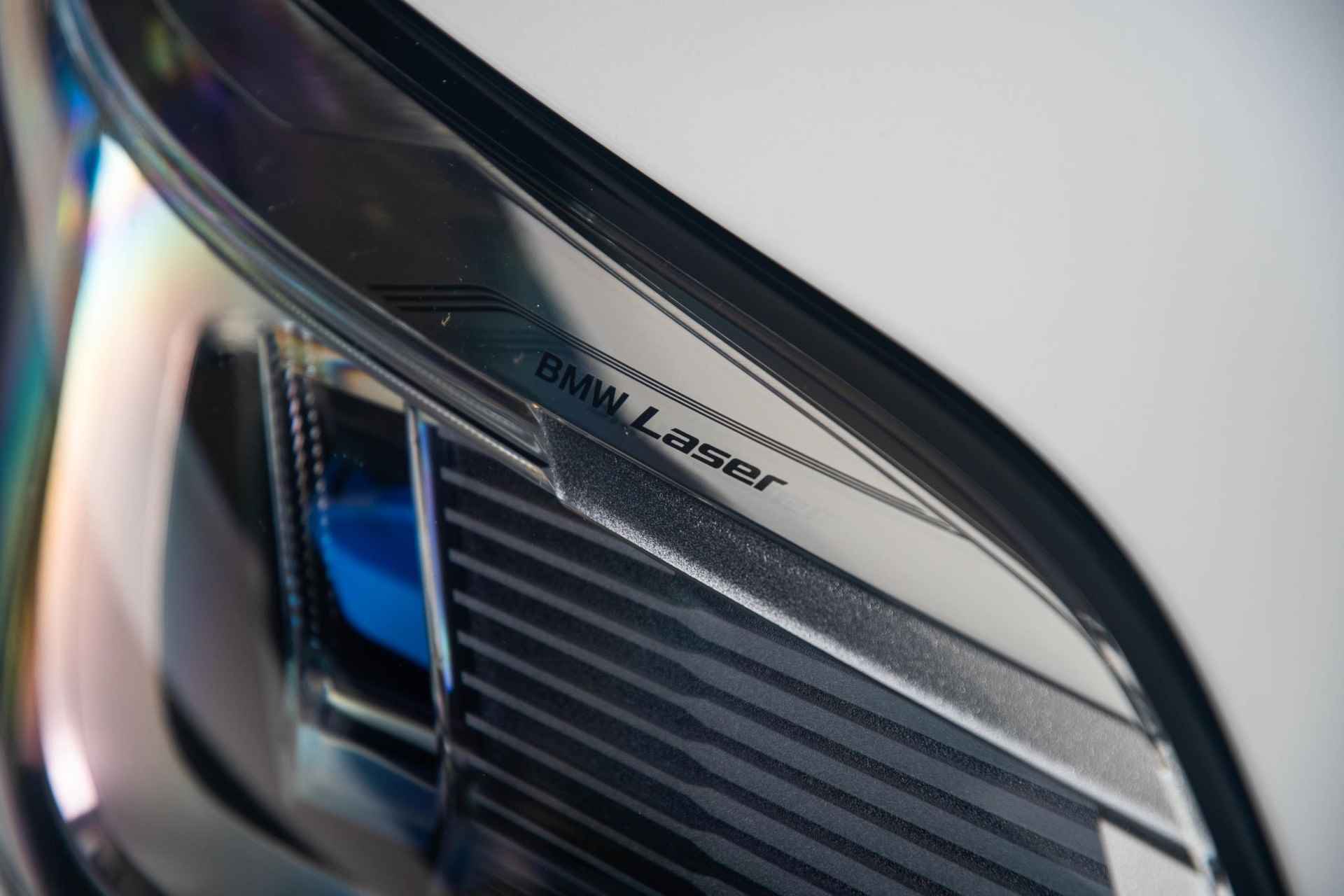 BMW X5 xDrive45e High Executive Panoramadak - Comfort Access - Trekhaak - Laserlight - Parking Assistant Plus - Driving Assistant Pro - Harman Kardon - Luchtvering - Warmte Comfort Pack - 24/45