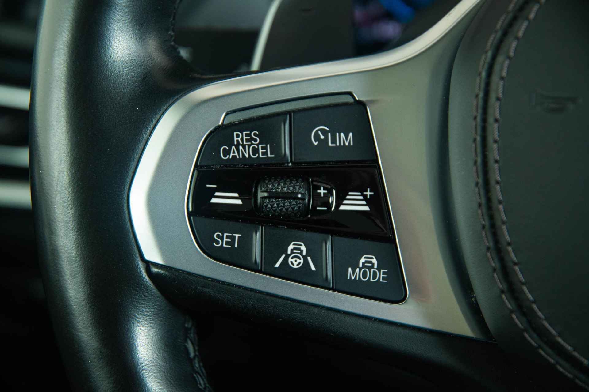 BMW X5 xDrive45e High Executive Panoramadak - Comfort Access - Trekhaak - Laserlight - Parking Assistant Plus - Driving Assistant Pro - Harman Kardon - Luchtvering - Warmte Comfort Pack - 34/45