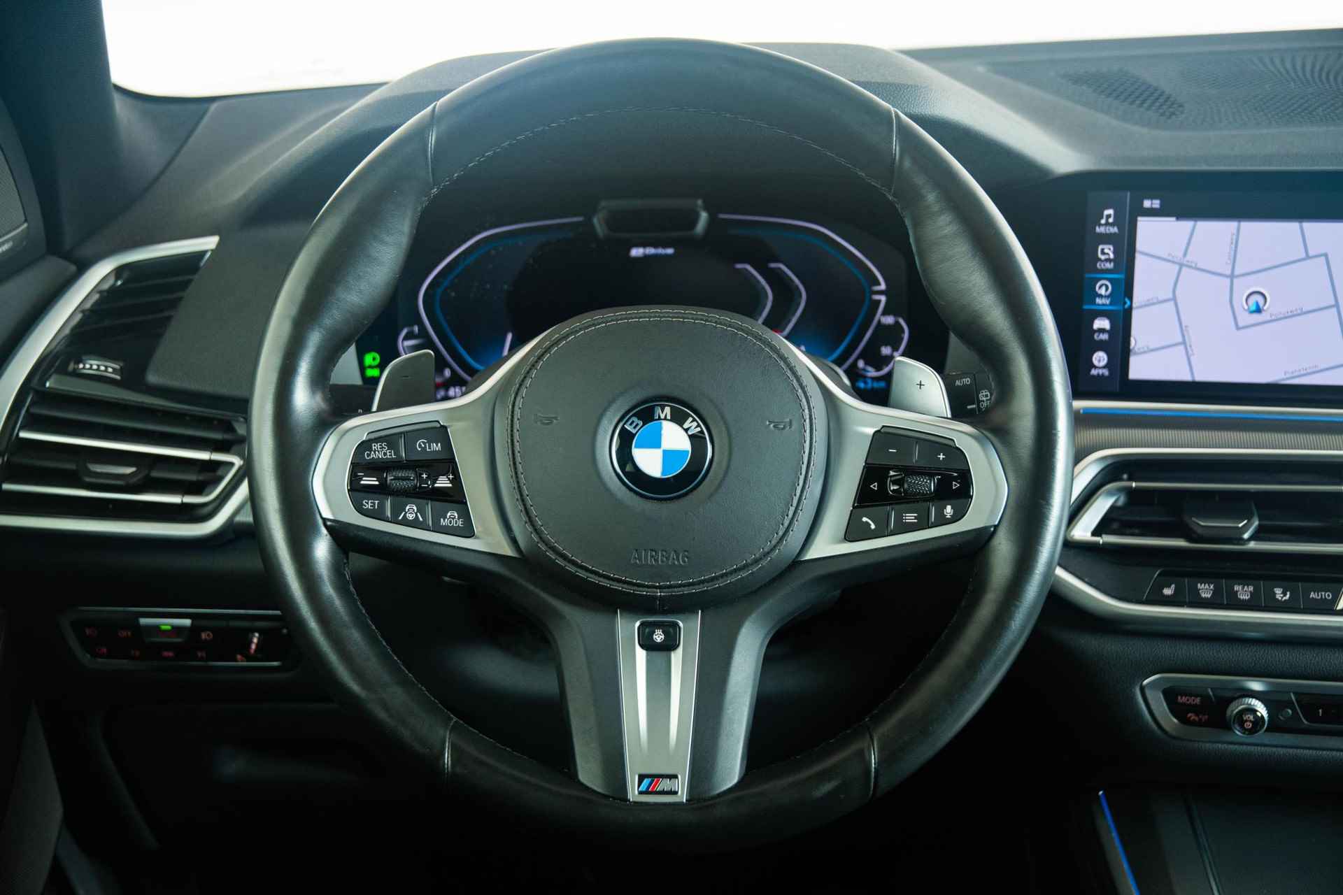 BMW X5 xDrive45e High Executive Panoramadak - Comfort Access - Trekhaak - Laserlight - Parking Assistant Plus - Driving Assistant Pro - Harman Kardon - Luchtvering - Warmte Comfort Pack - 35/45