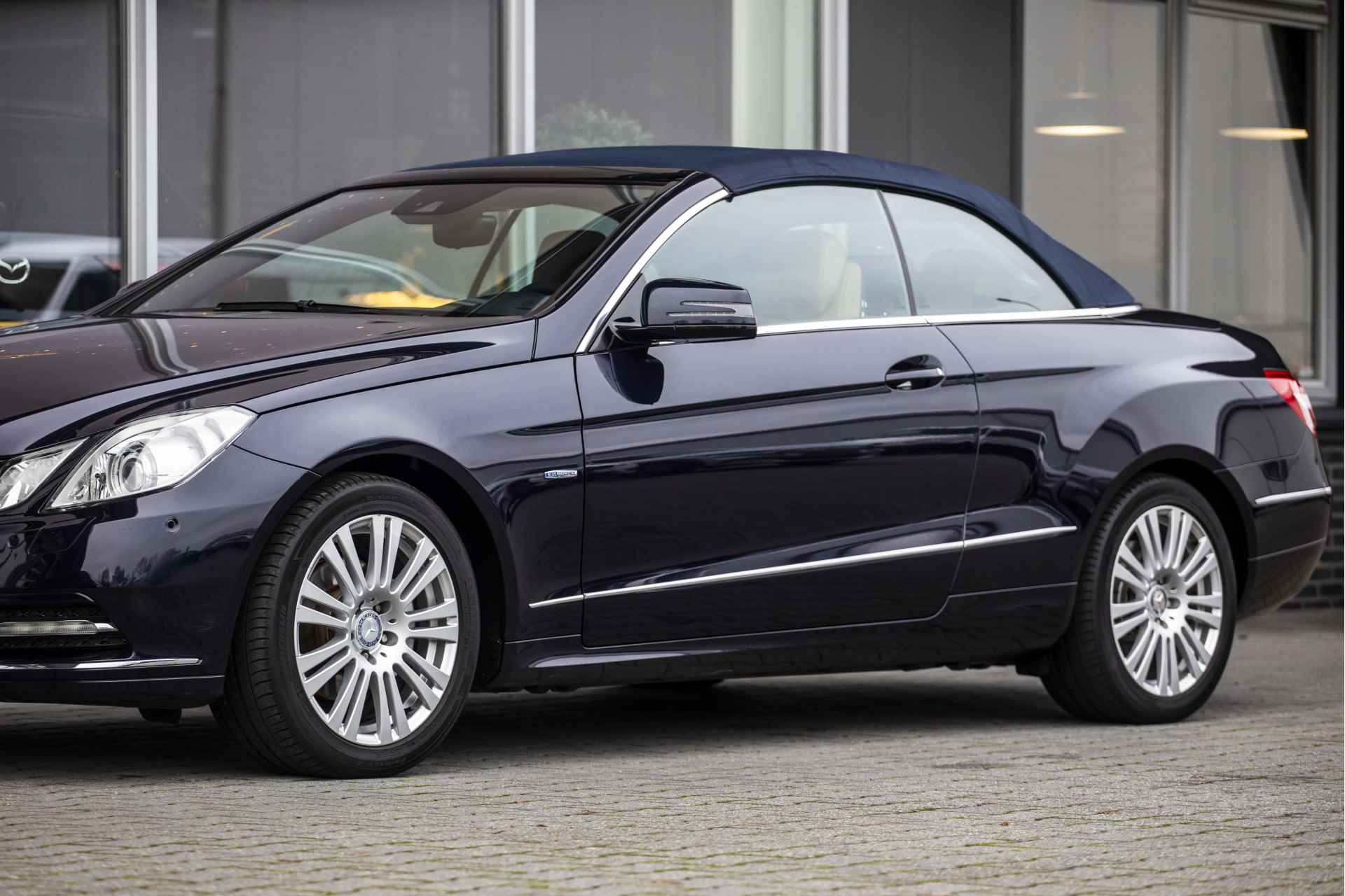 Mercedes-Benz E-Klasse Cabrio 200 CGI Avantgarde | Unieke staat | Bi-Xenon | Volleder | Nekverwarming - 13/38