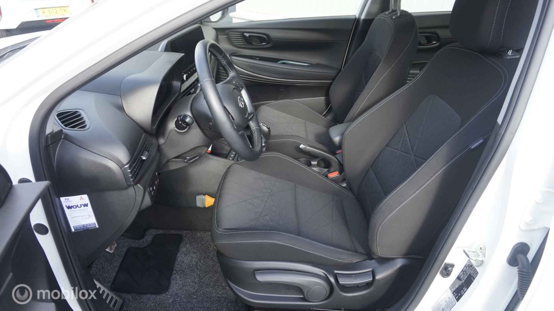 Hyundai Bayon 1.0 T-GDI Premium Navi | 17 inch velgen | Climate Control | Camera - 9/35