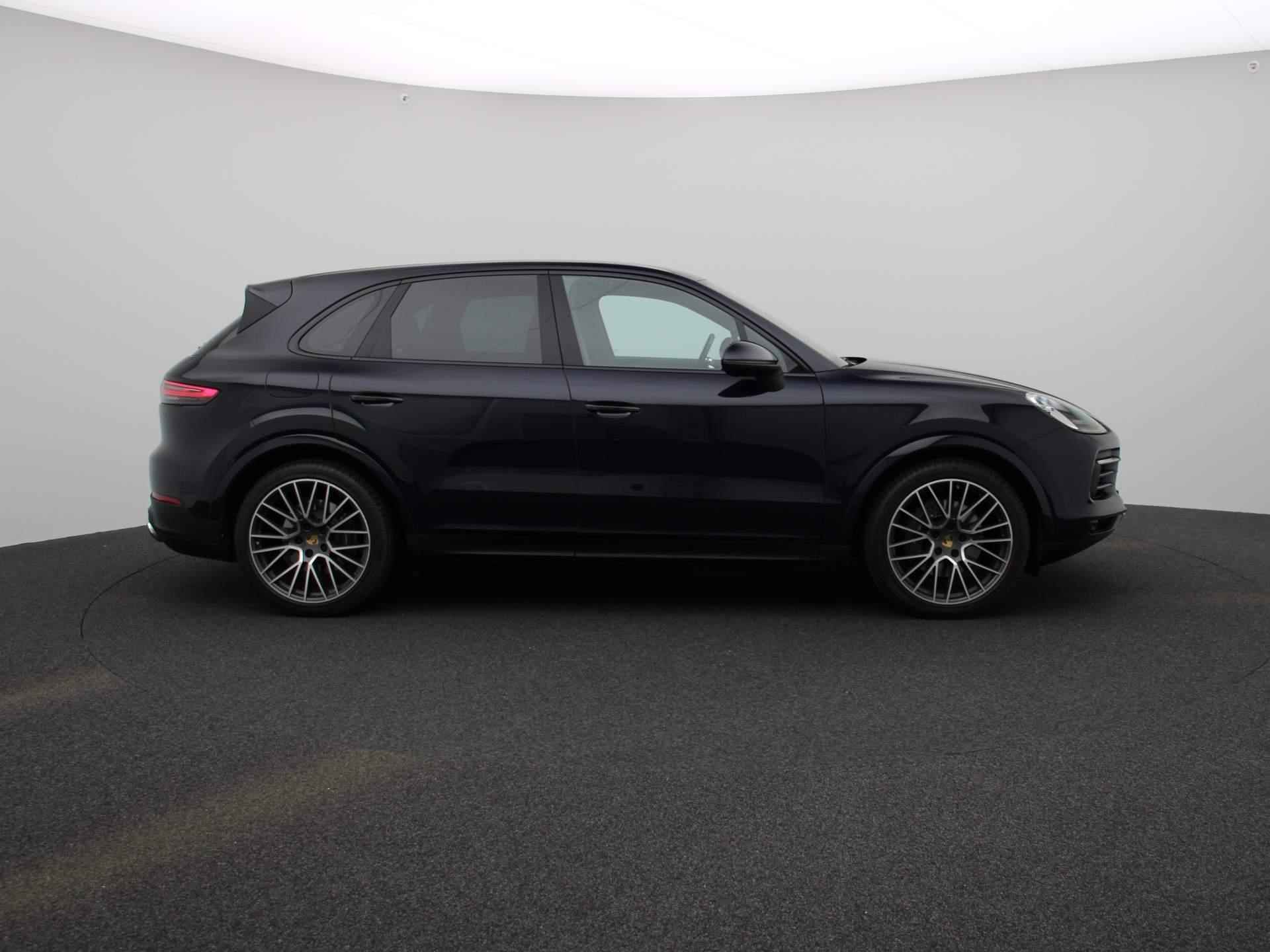 Porsche Cayenne 3.0 E-Hybrid | LUCHTVERING | BOSE AUDIO | LEDER | ELEKTRISCHE VOORSTOELEN MET GEHEUGEN | ACHTERUITRIJCAMERA | 21-INCH | ELEKTRISCHE ACHTERKLEP | LED KOPLAMPEN | DODENHOEK ASSISTENT | - 6/64