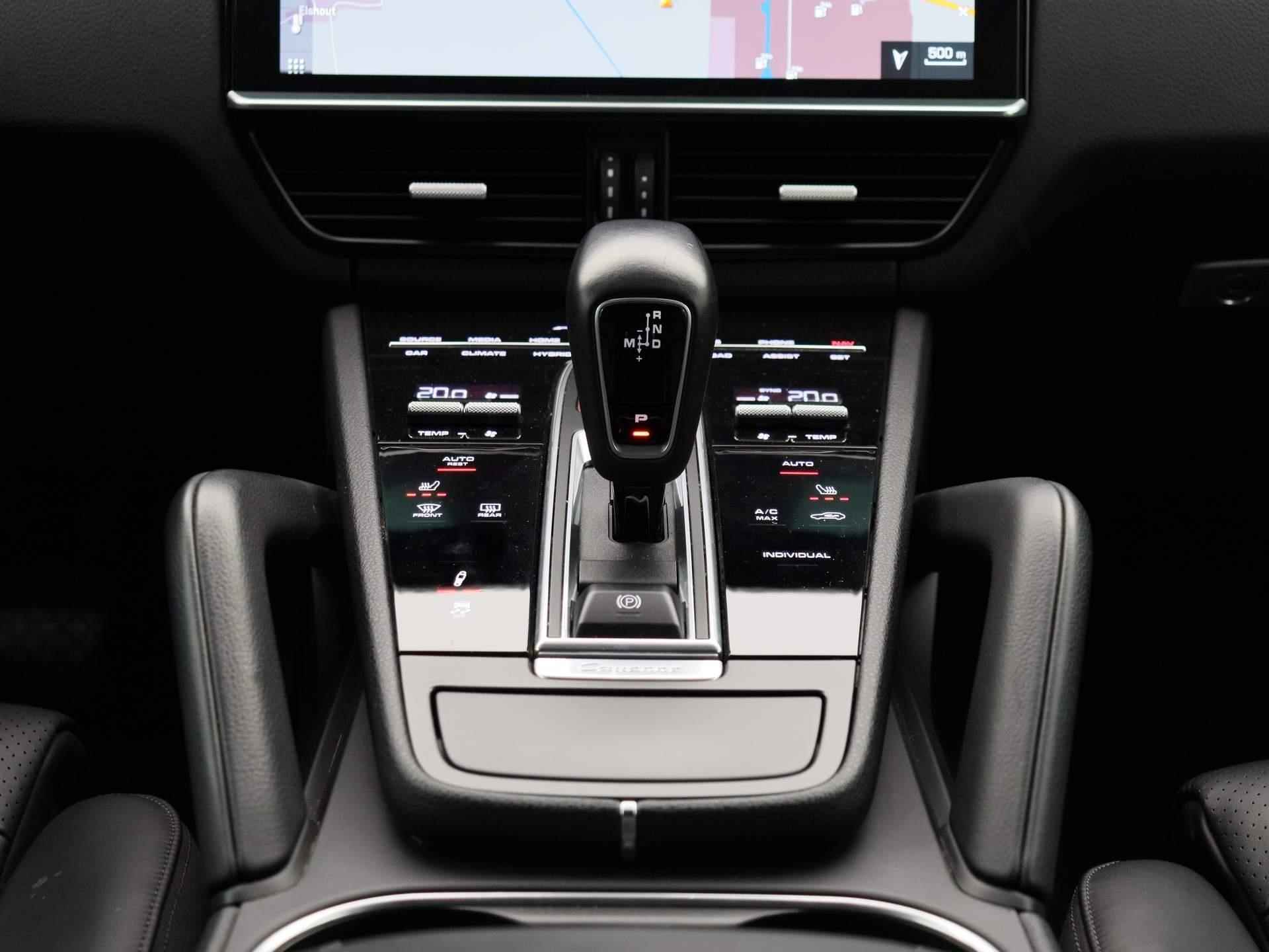 Porsche Cayenne 3.0 E-Hybrid | LUCHTVERING | BOSE AUDIO | LEDER | ELEKTRISCHE VOORSTOELEN MET GEHEUGEN | ACHTERUITRIJCAMERA | 21-INCH | ELEKTRISCHE ACHTERKLEP | LED KOPLAMPEN | DODENHOEK ASSISTENT | - 10/64