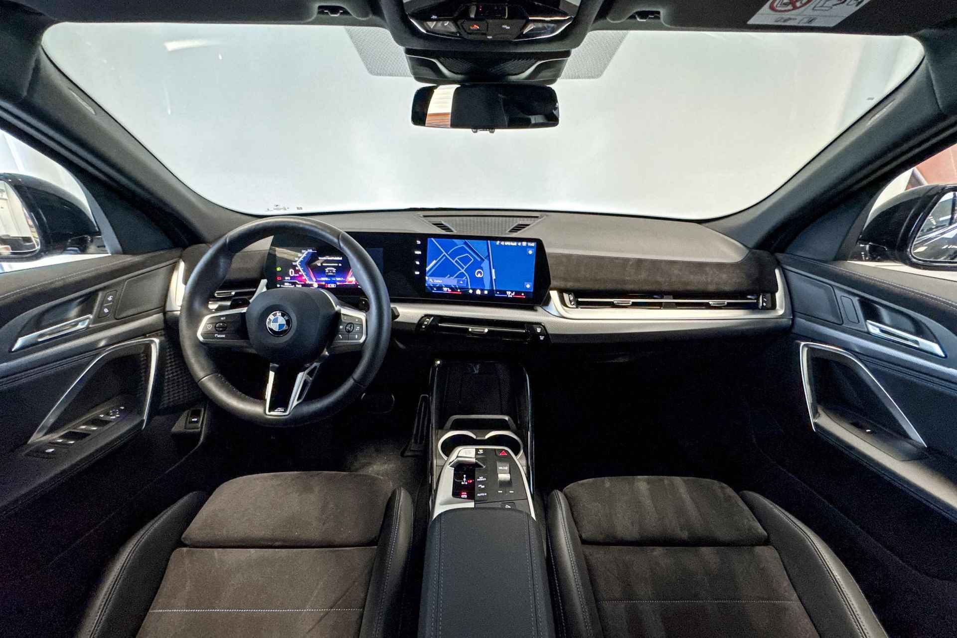 BMW X2 sDrive20i Launch Edition | M Sport | Stoelverwarming | Comfort Access | Achteruitrijcamera | - 10/25