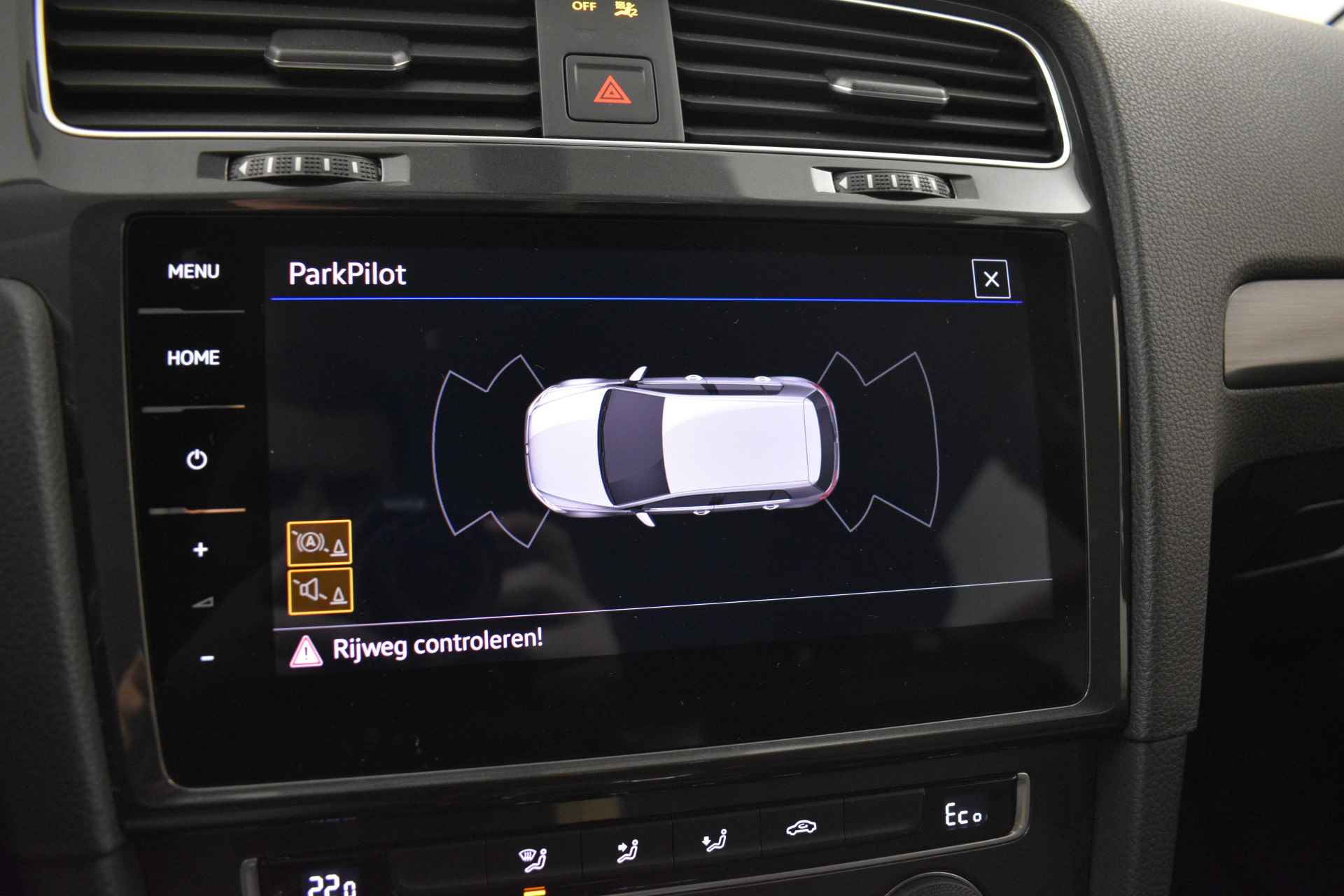 Volkswagen e-Golf Warmtepomp 136PK CCS Snellader Groot Navi Carplay PDC V+A - 12/46