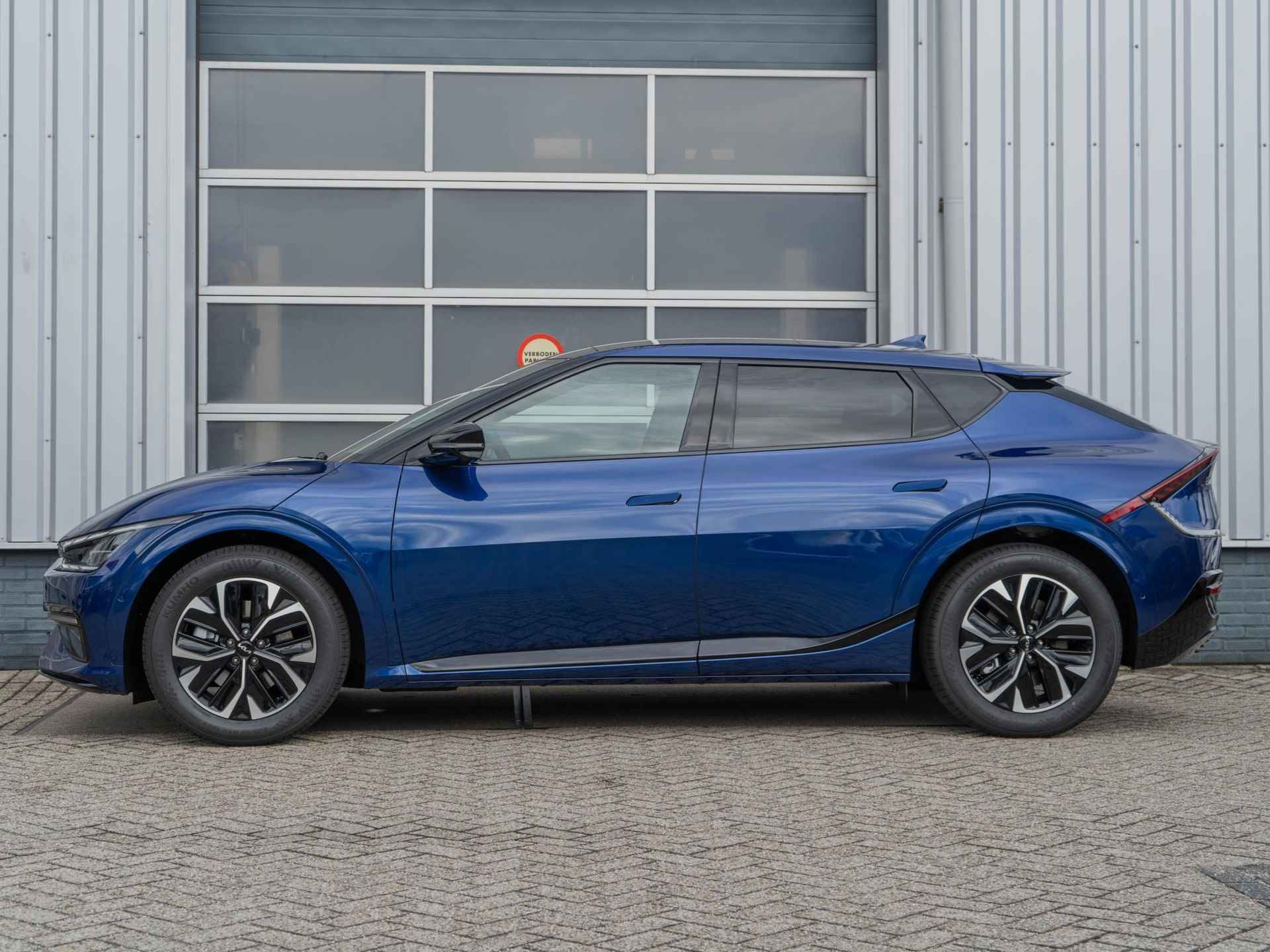 Kia EV6 GT-Line 77.4 kWh Uit Voorraad leverbaar | Navi | Adapt. Cruise | Schuif-/kanteldak | Stoel-/stuurverwarming | 360 camera - 9/39