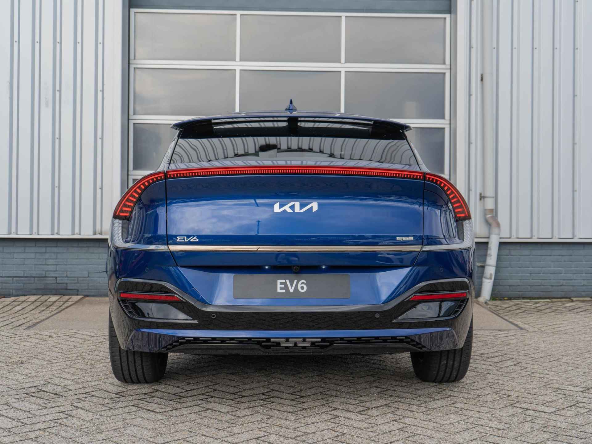 Kia EV6 GT-Line 77.4 kWh Uit Voorraad leverbaar | Navi | Adapt. Cruise | Schuif-/kanteldak | Stoel-/stuurverwarming | 360 camera - 10/39