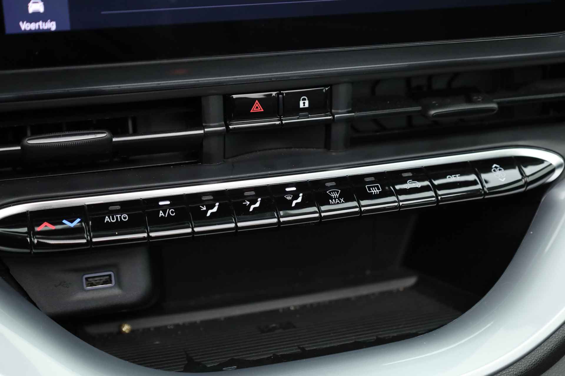 Fiat 500C Icon 42 kWh | Navi | Keyless | Stoelverw. | Apple CarPlay | 17'' - 21/33