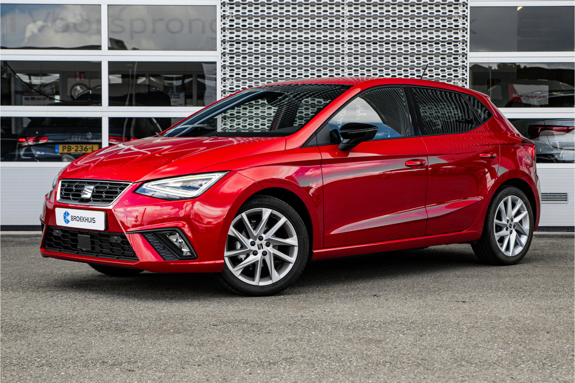 SEAT Ibiza 1.0 EcoTSI FR Business Connect | Adapt. Cruise | Camera | Alcantara Stoelen