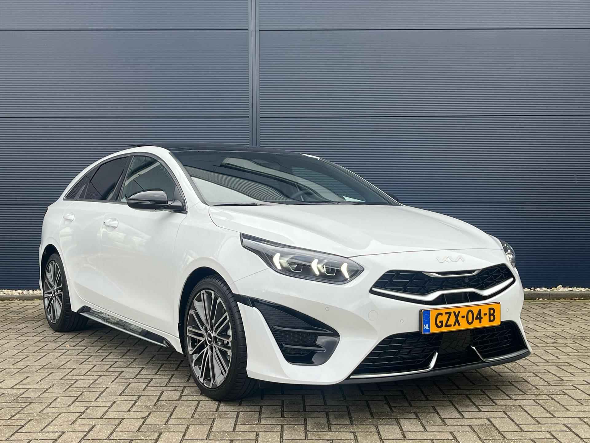 KIA Proceed 1.5 T-GDi 140pk DCT7 GT-PlusLine  | Panoramadak | JBL Premium Audio | Stoel/Stuurverwarming | 18" lichtmetalen velgen | - 3/44