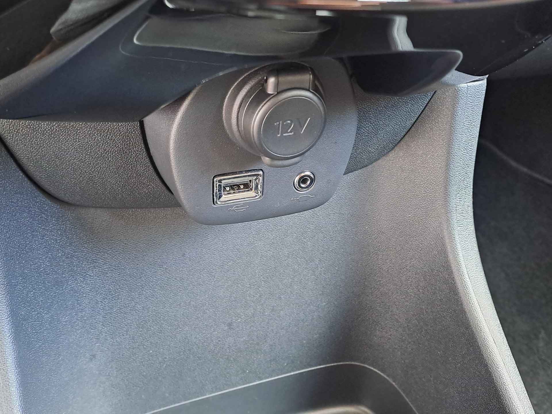 Citroën C1 1.0 VTi Feel | apple carplay/android auto | Camera | Airco - 17/25