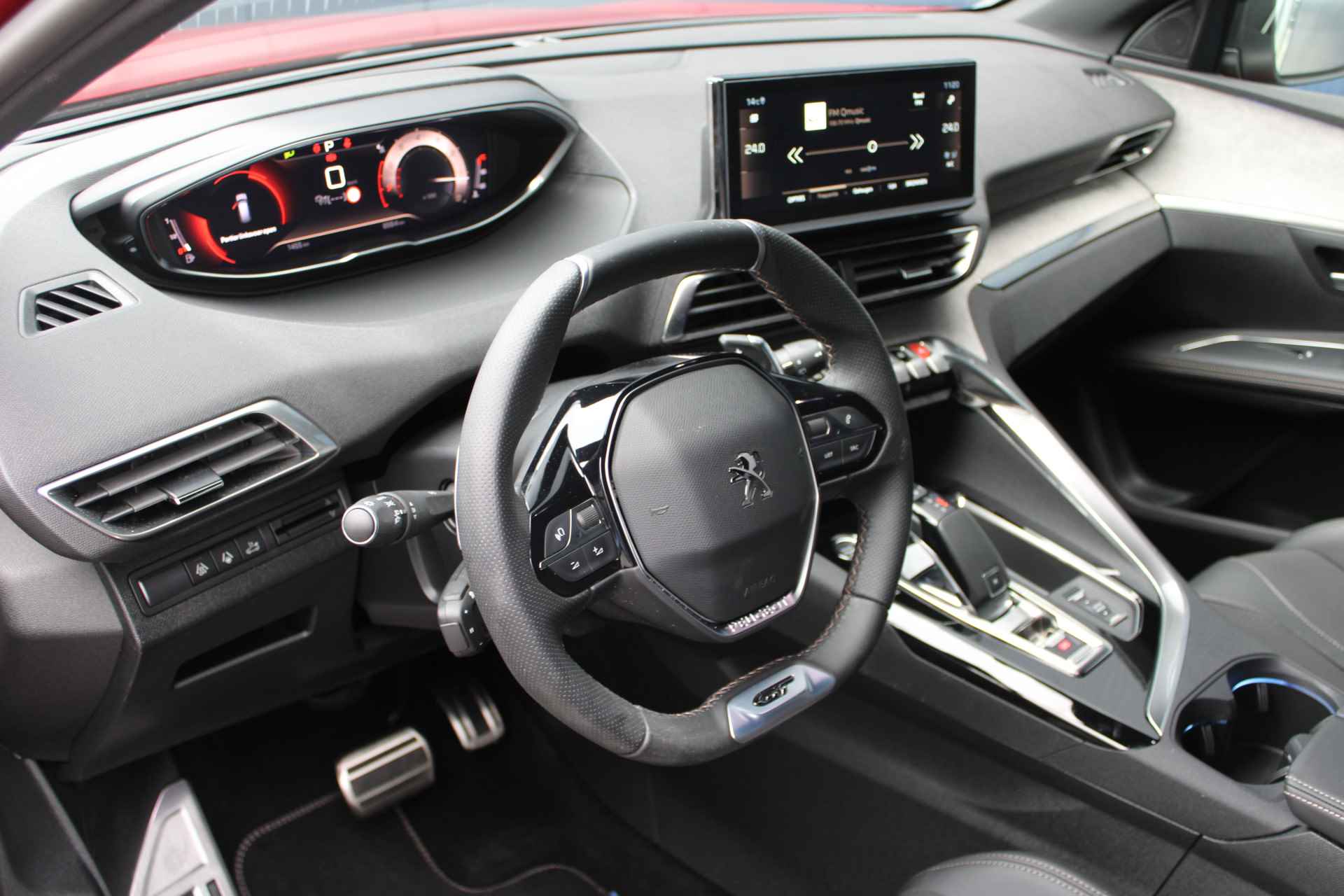 Peugeot 5008 1.6 180pk 7-zits GT-Line Automaat | Leder | Climate | Camera | Keyless | Navigatie | Full - Led | 18" Lichtmetaal | Parkeer Assi - 19/37