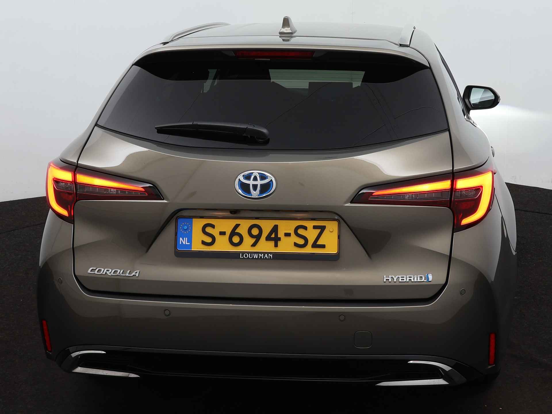 Toyota Corolla Touring Sports 2.0 Hybrid First Edition | Navigatie | Apple Carplay/Android Auto | Orgineel NL Auto | - 23/38