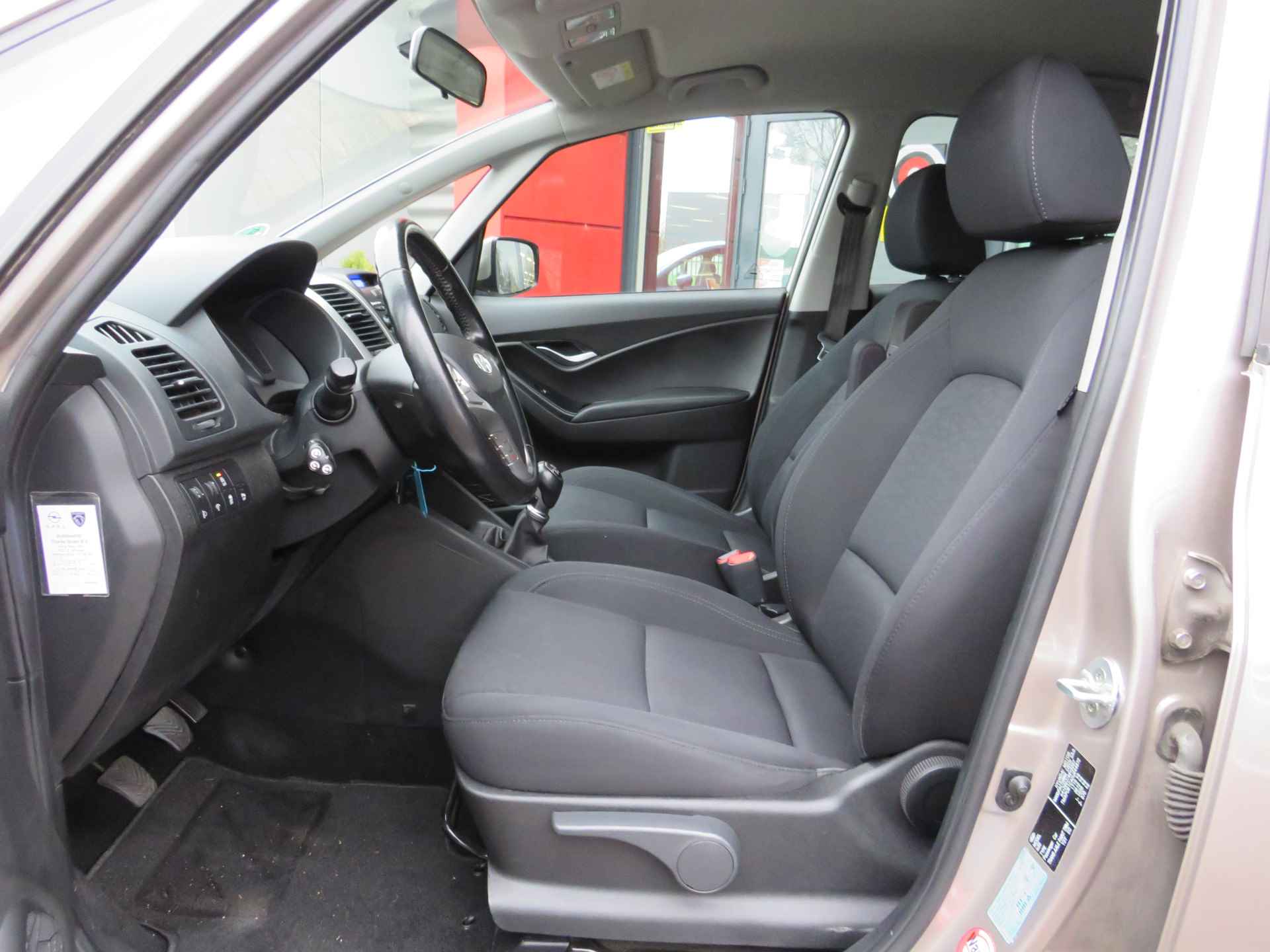 Hyundai ix20 1.4i Go! | Airco | Navigatie | Bluetooth | Incl. Bovag Garantie | Trekhaak | - 19/37