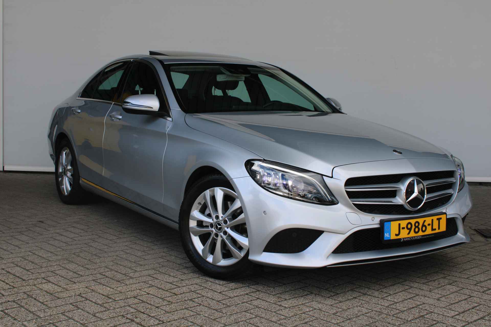 Mercedes-Benz C-Klasse 180 Advantage Pack Schuifdak /Keyless / 17" / Camera / Navi / LED /Sfeer - 9/27