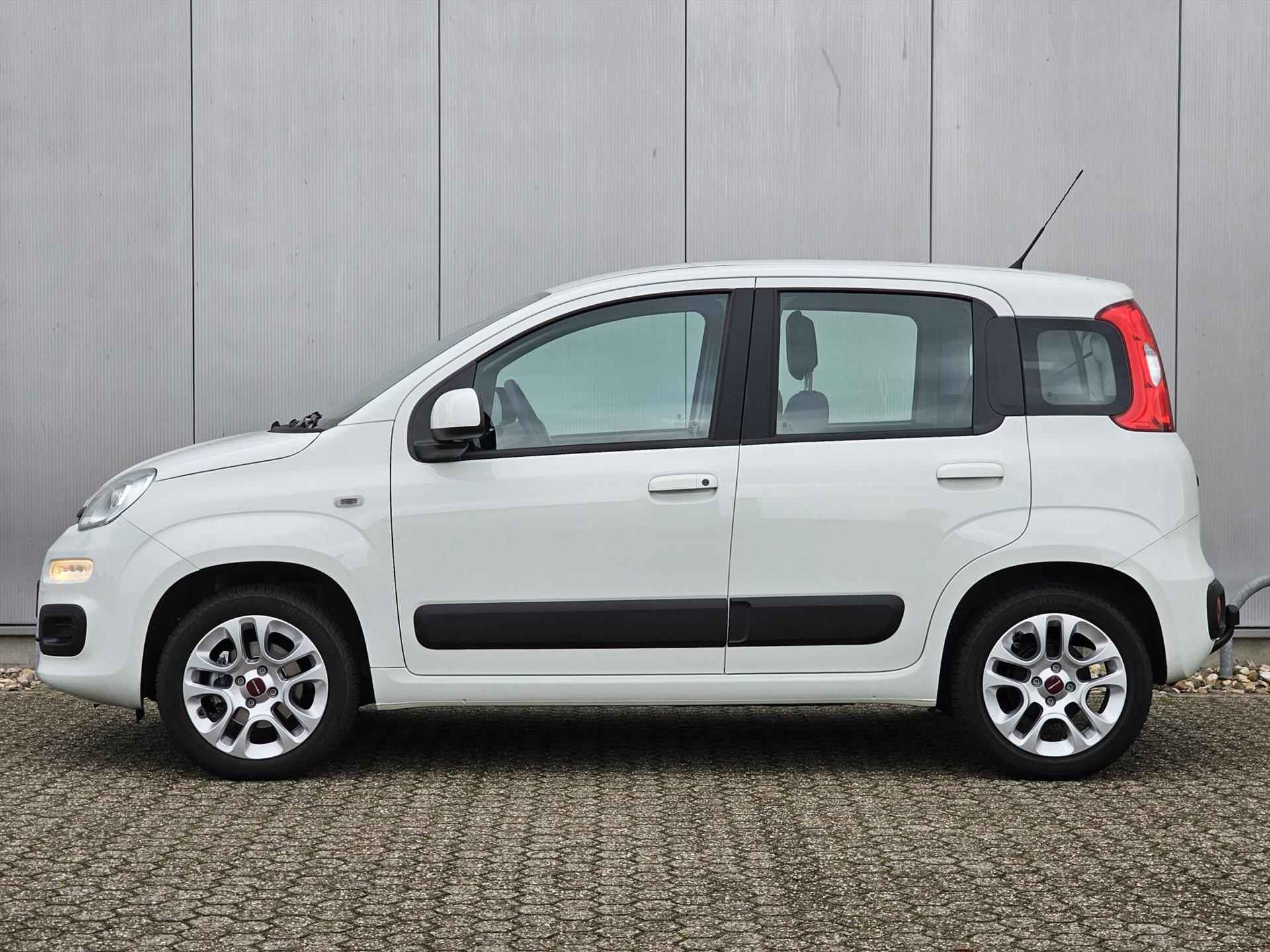 Fiat Panda 80PK Turbo Lounge Automaat | Airco | Lichtmetalen velgen | Trekhaak - 3/37