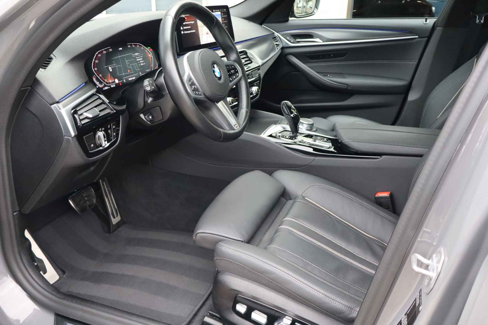 BMW 5 Serie 530i High Executive Edition NL-Auto!! HUD I 360-Camera I Mem.Seats -- 2de Pinksterdag open van 11.00 t/m 15.30 uur -- - 13/48