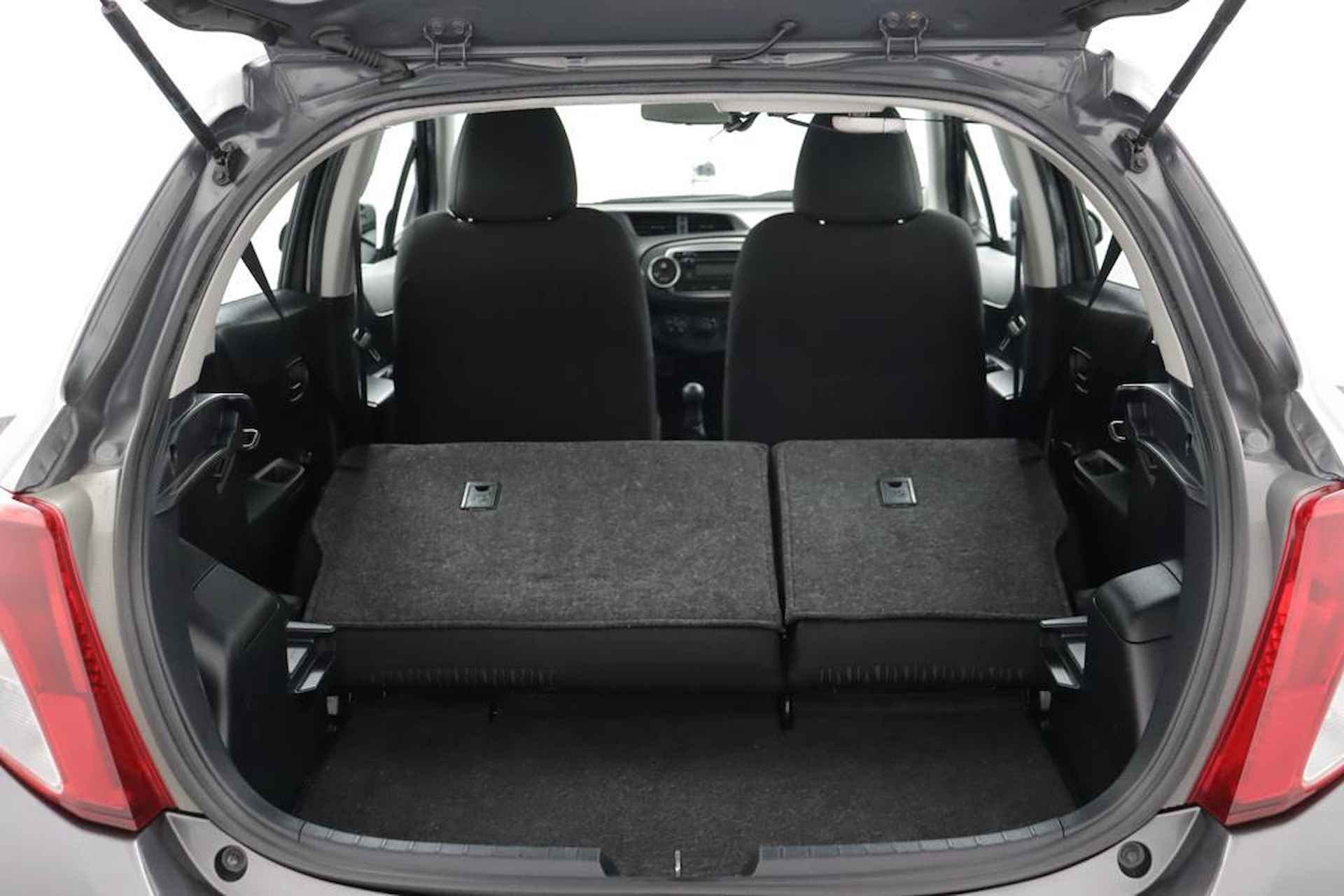 Toyota Yaris 1.0 VVT-i Comfort | Airco | 5-Deurs | Stuurwielbediening | - 23/37