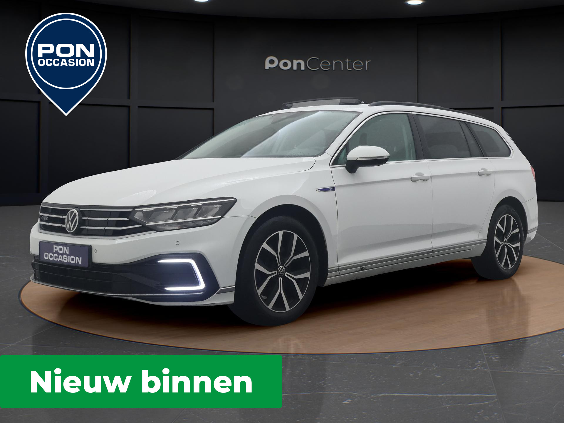 Volkswagen Passat Variant 1.4 TSI PHEV GTE Business | NIEUW BINNEN  | Pano dak | Navigatie | Side Assist | Camera | Trekhaak |